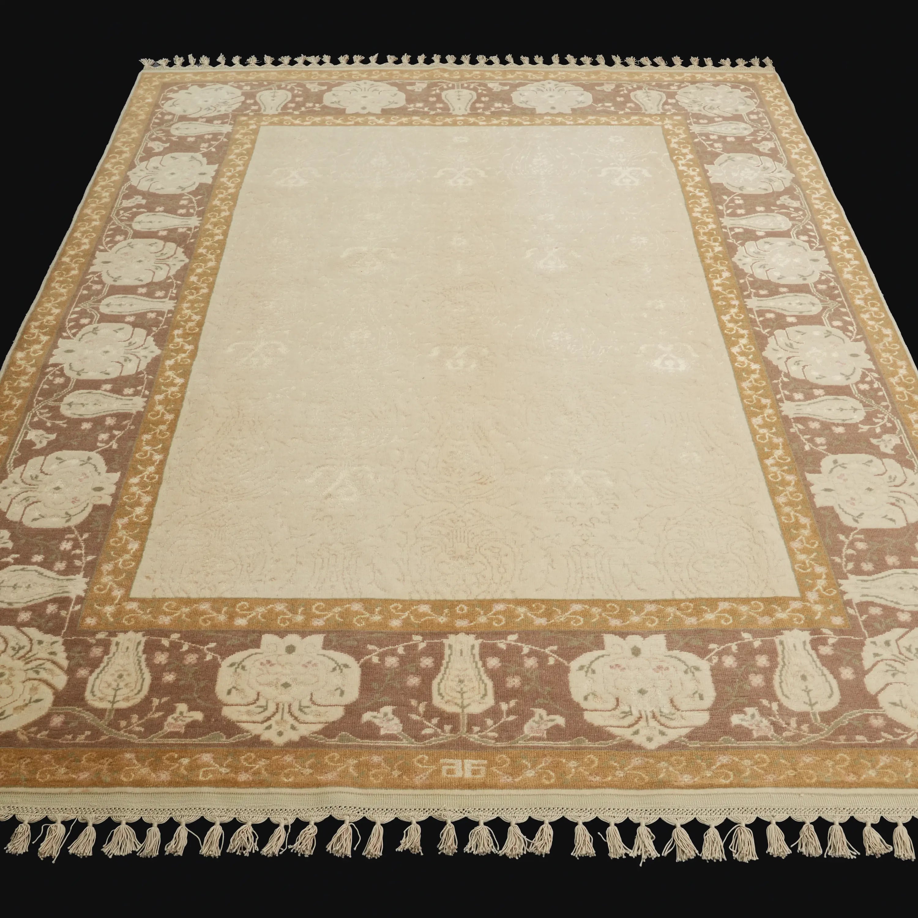 Hanzâde Serisi El Dokuma Çerçeve Desenli Krem Yün Halı