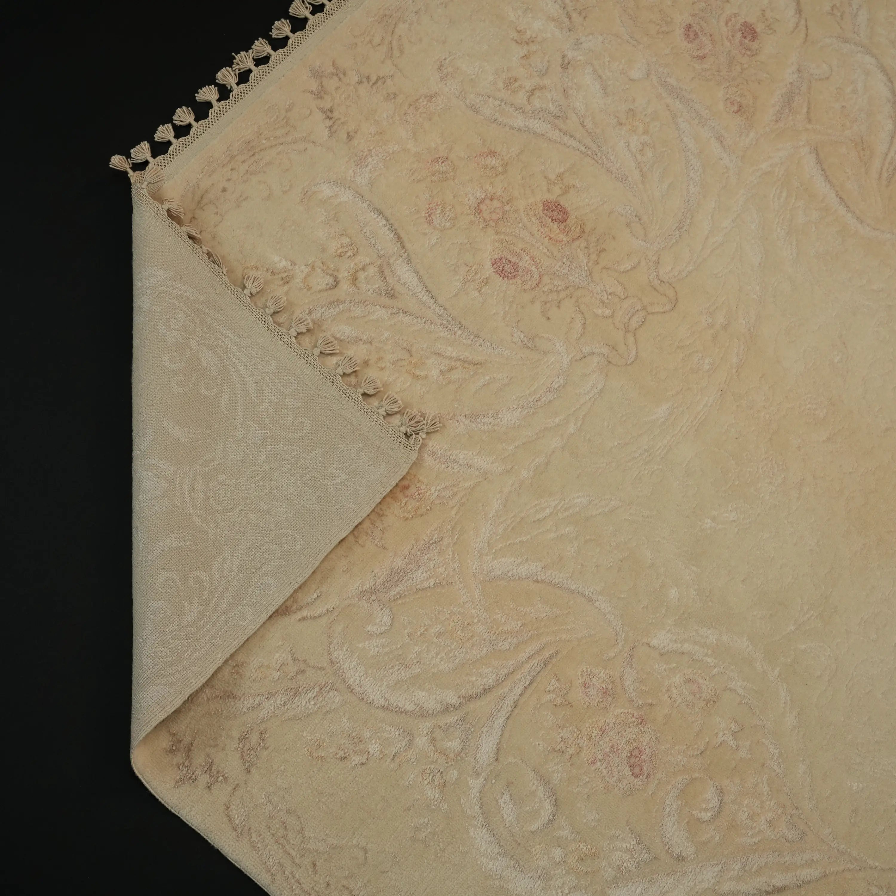 Hanzâde Series Handwoven Floral Pattern Cream Silk Rug