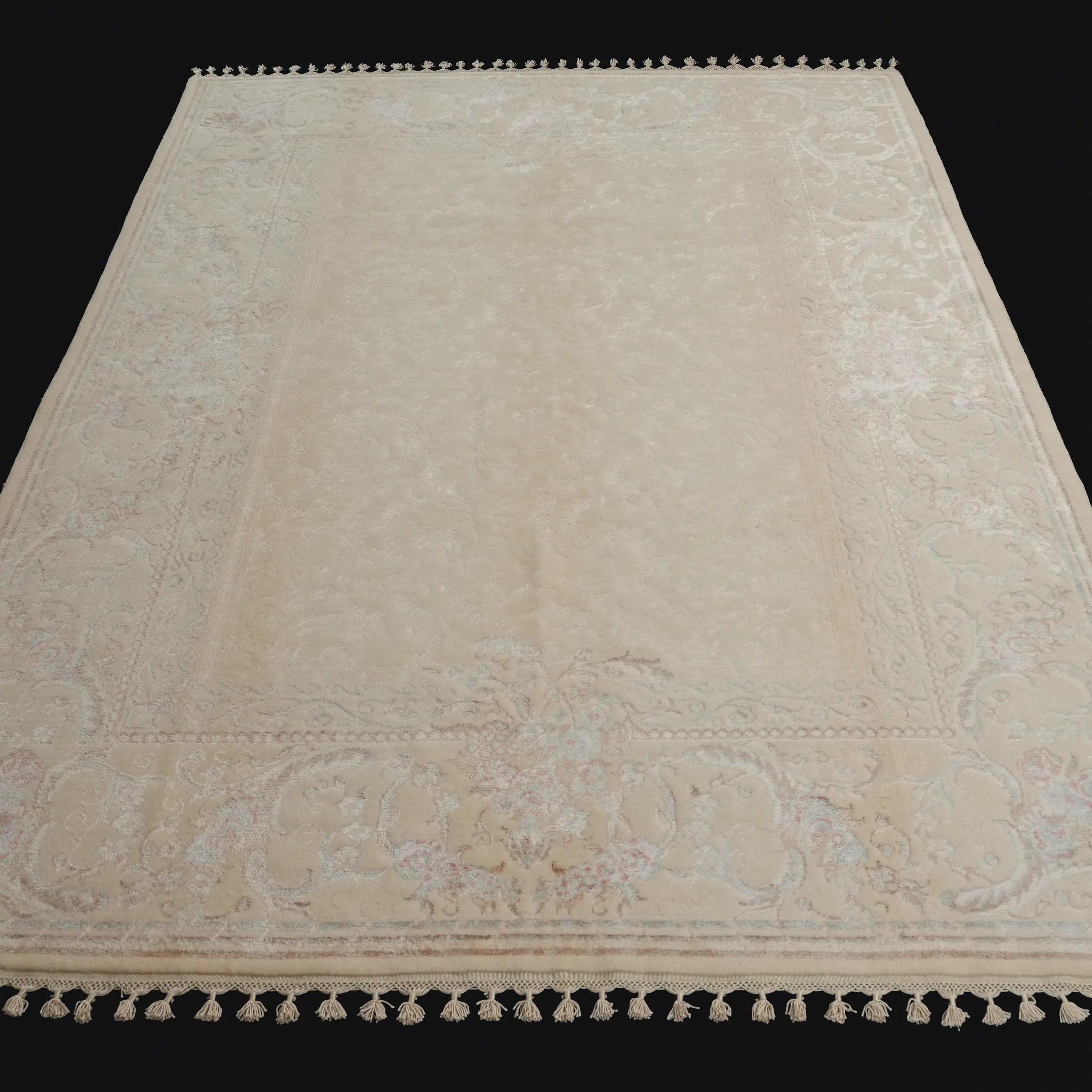 Hanzâde Serisi El Dokuma Çiçek Desenli Krem Yün Halı