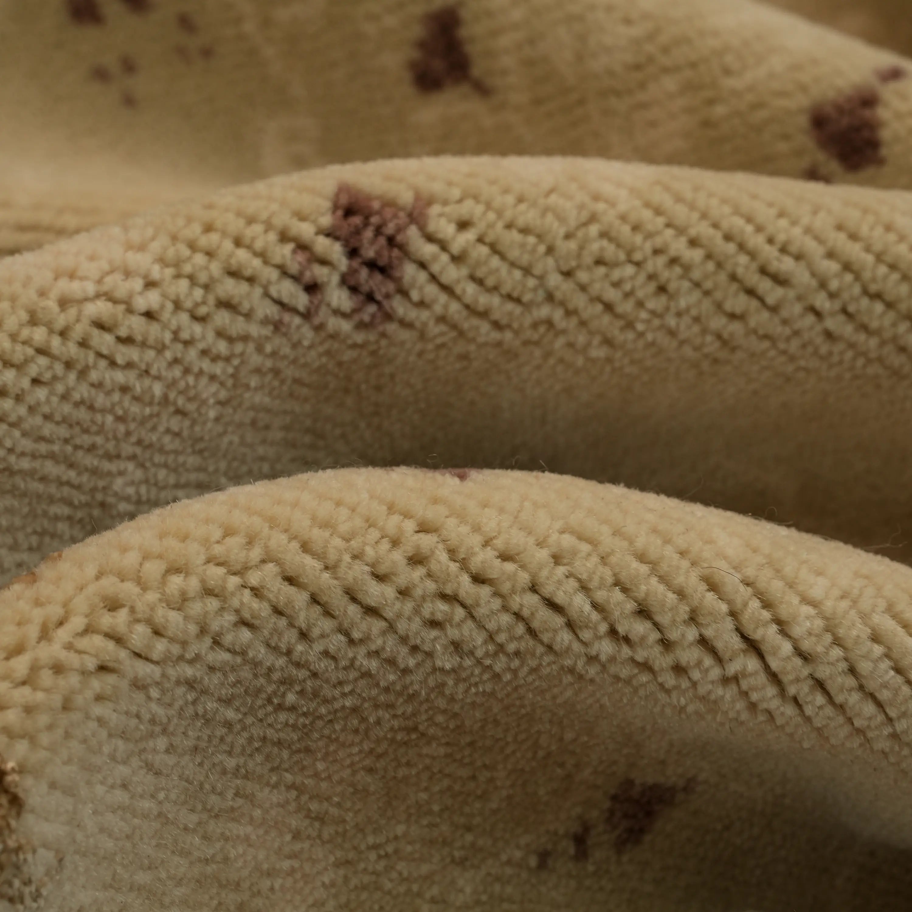 Harem Serisi El Dokuma İpekli Uşak Desenli Bej Halı