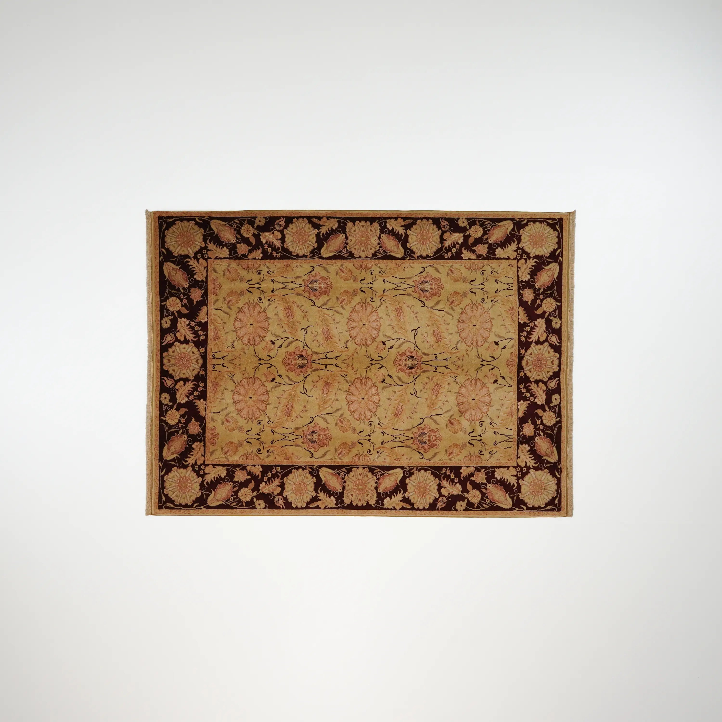 Harem Serisi El Dokuma Uşak Desenli Bej Yün Halı