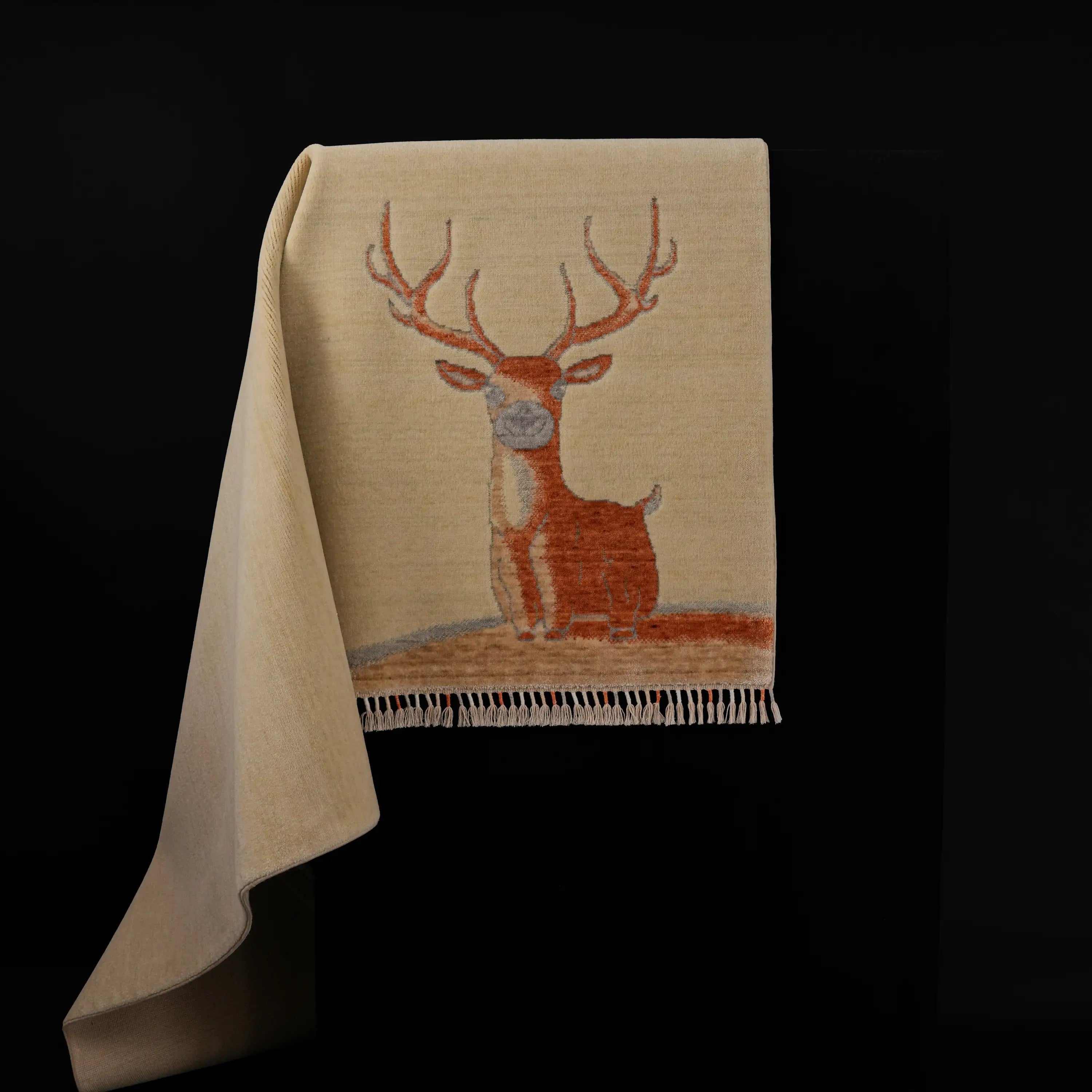 Hatıl Series Deer Patterned Natural Wool Loom-Woven Rug