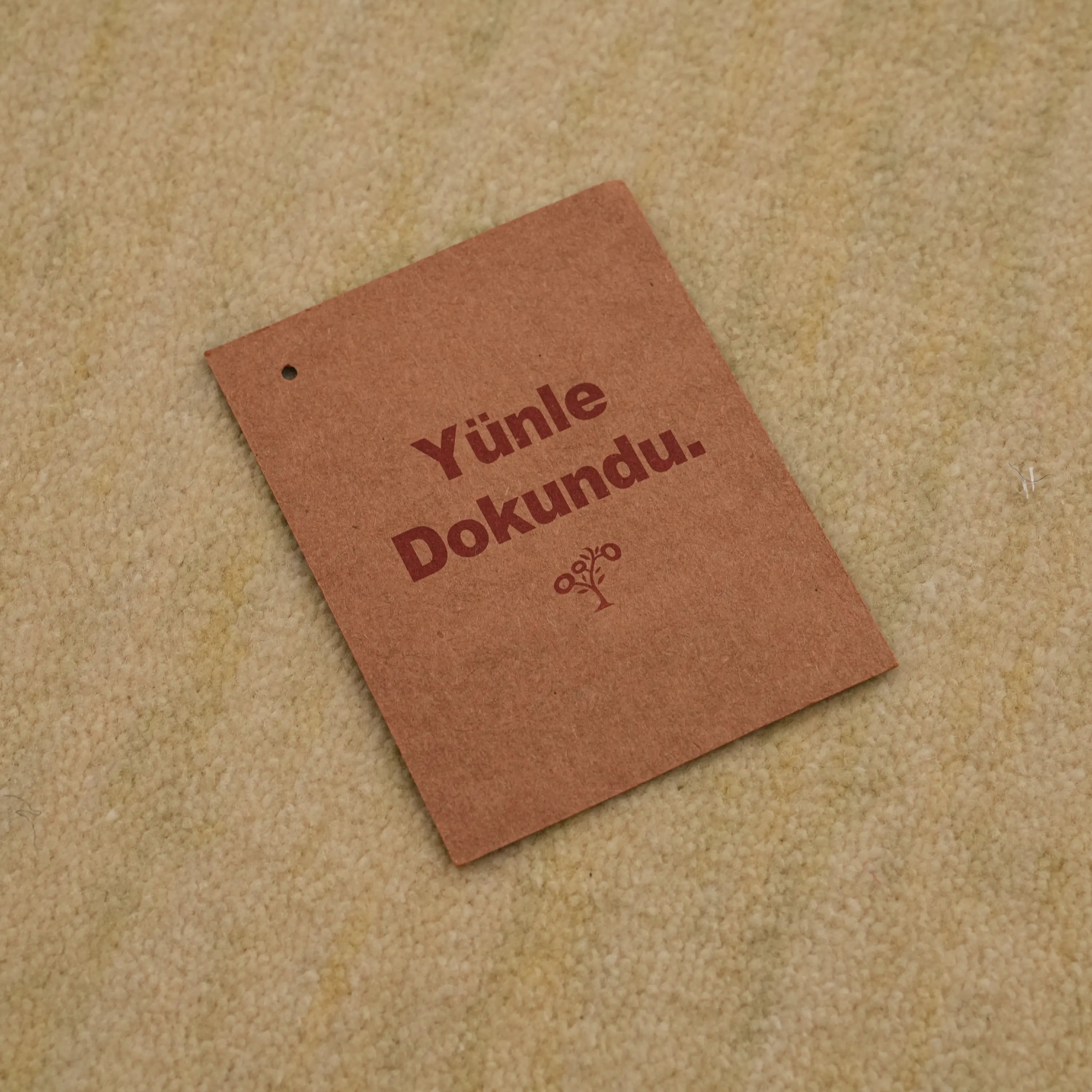 Hatıl Series Deer Patterned Natural Wool Loom-Woven Rug