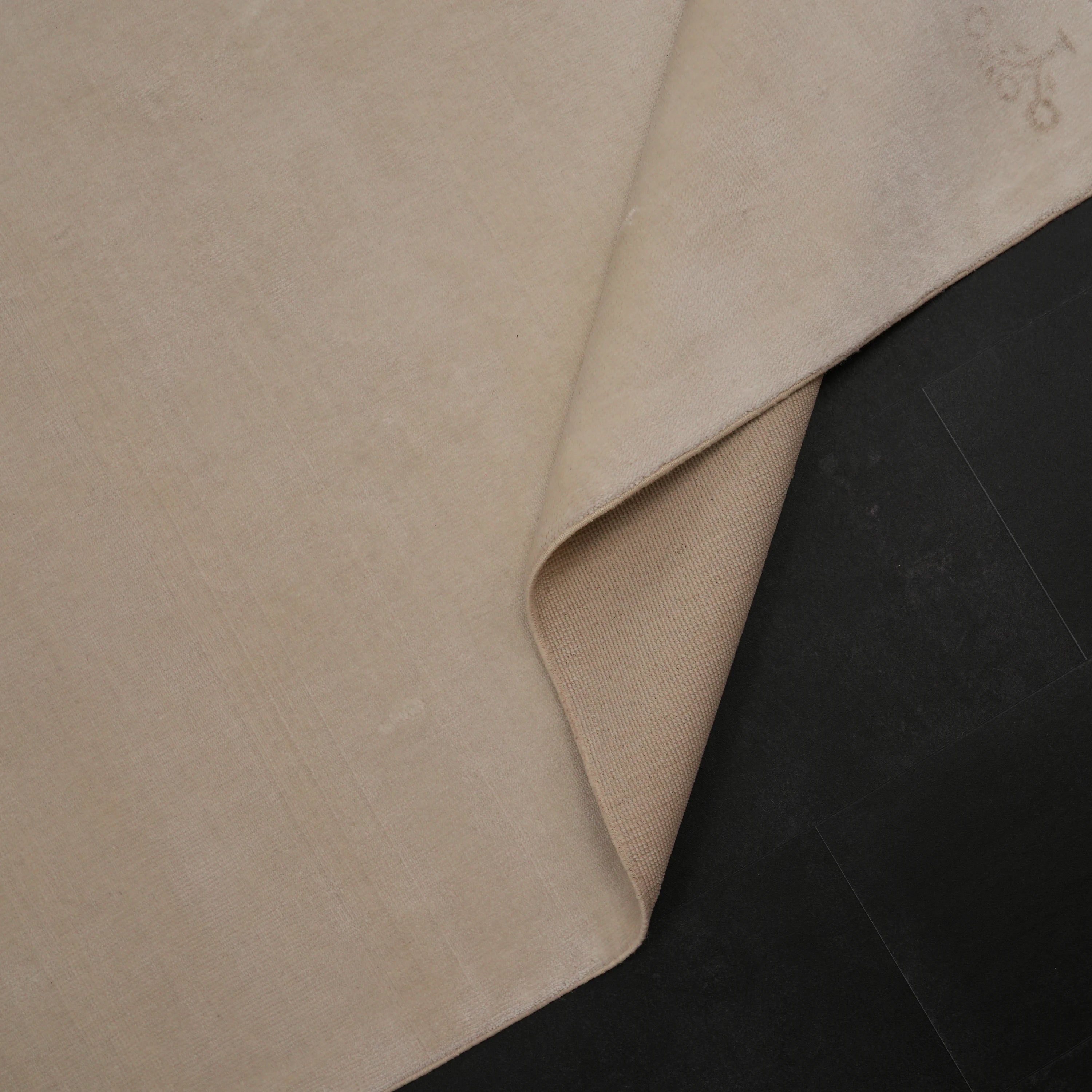 Hatıl Series Butterfly Patterned Tencel Natural Loom-Woven Rug