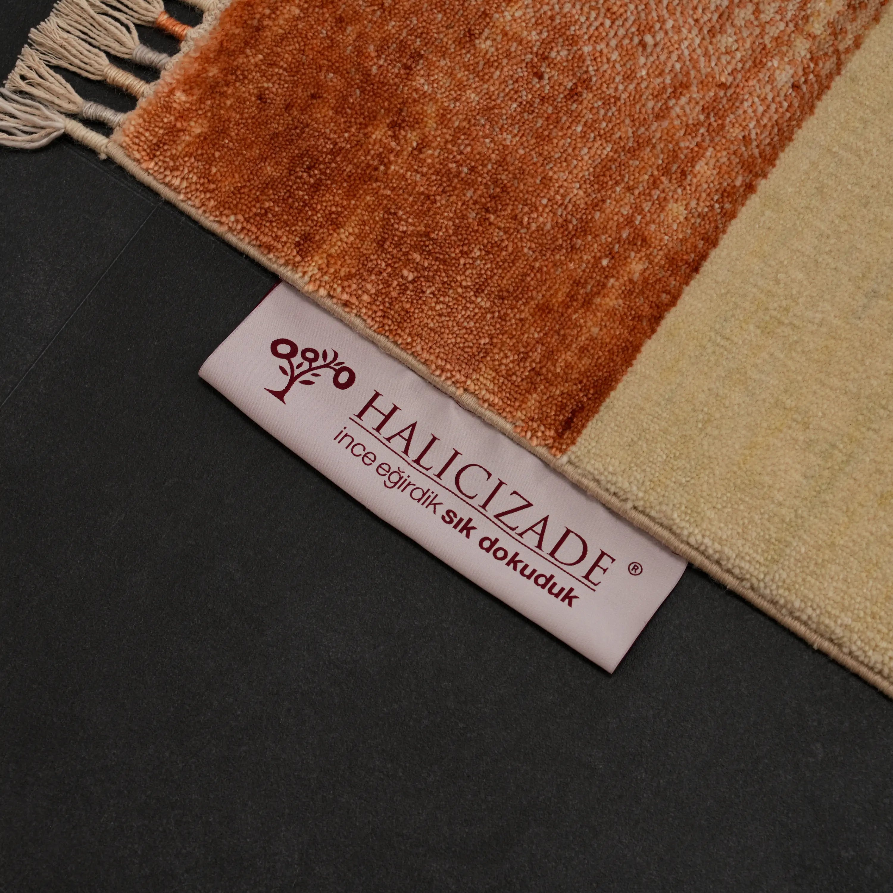 Hatıl Serisi Mantar Desenli Doğal Yün Tezgah Dokuma Halı