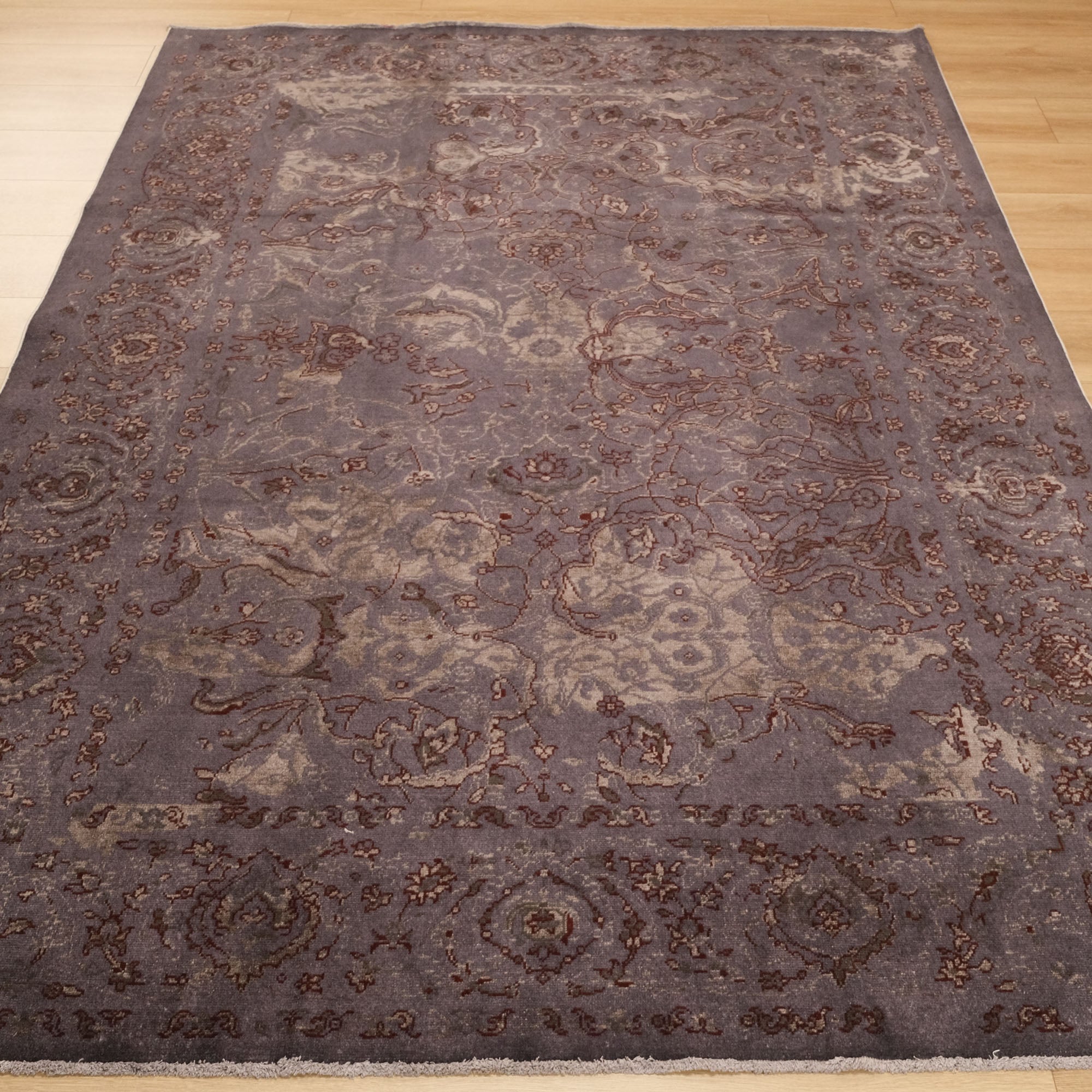 Heritage Serisi Tezgah Dokuma Antrasit Vintage Desenli Halı