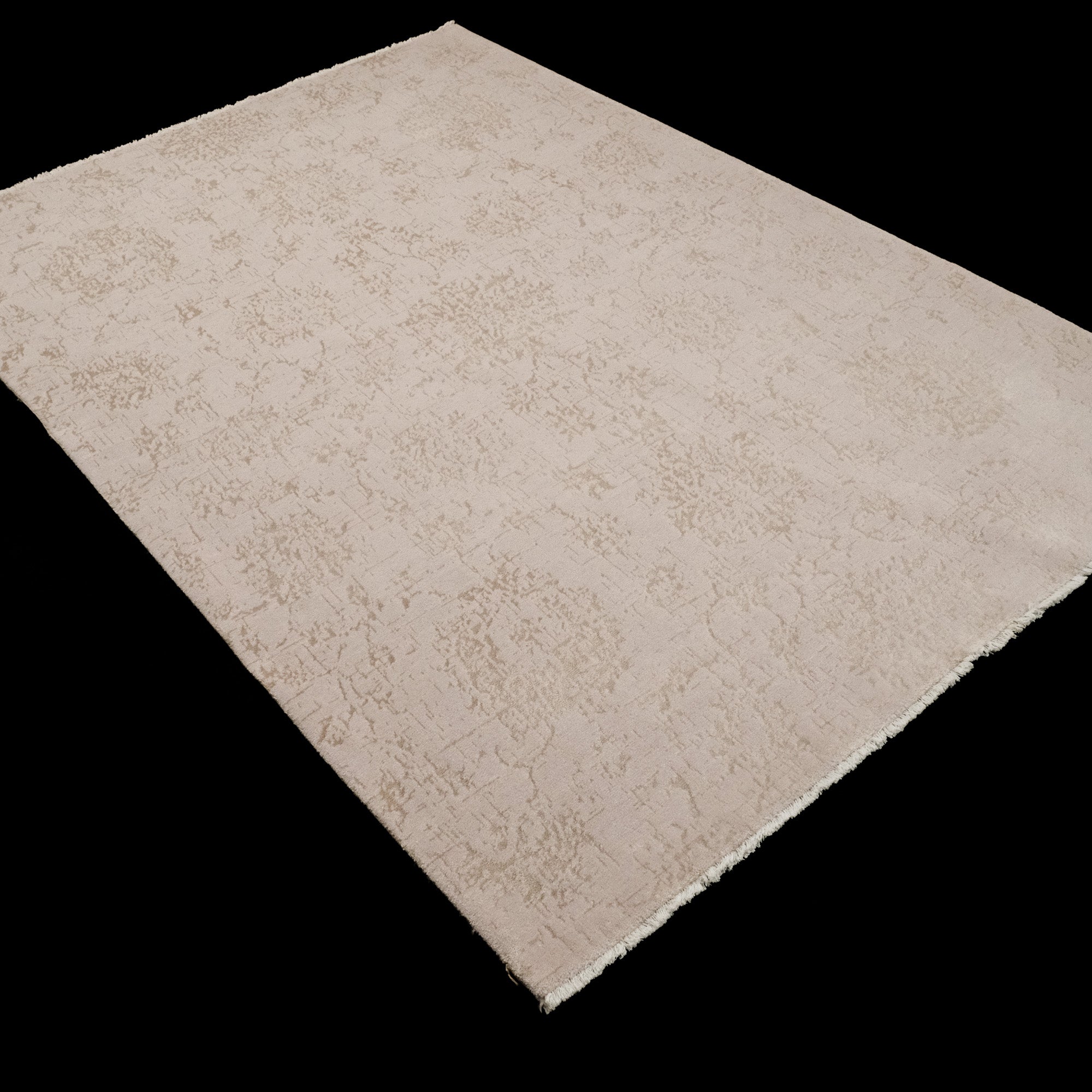 Heritage Series Vintage Design Machine Woven Carpet