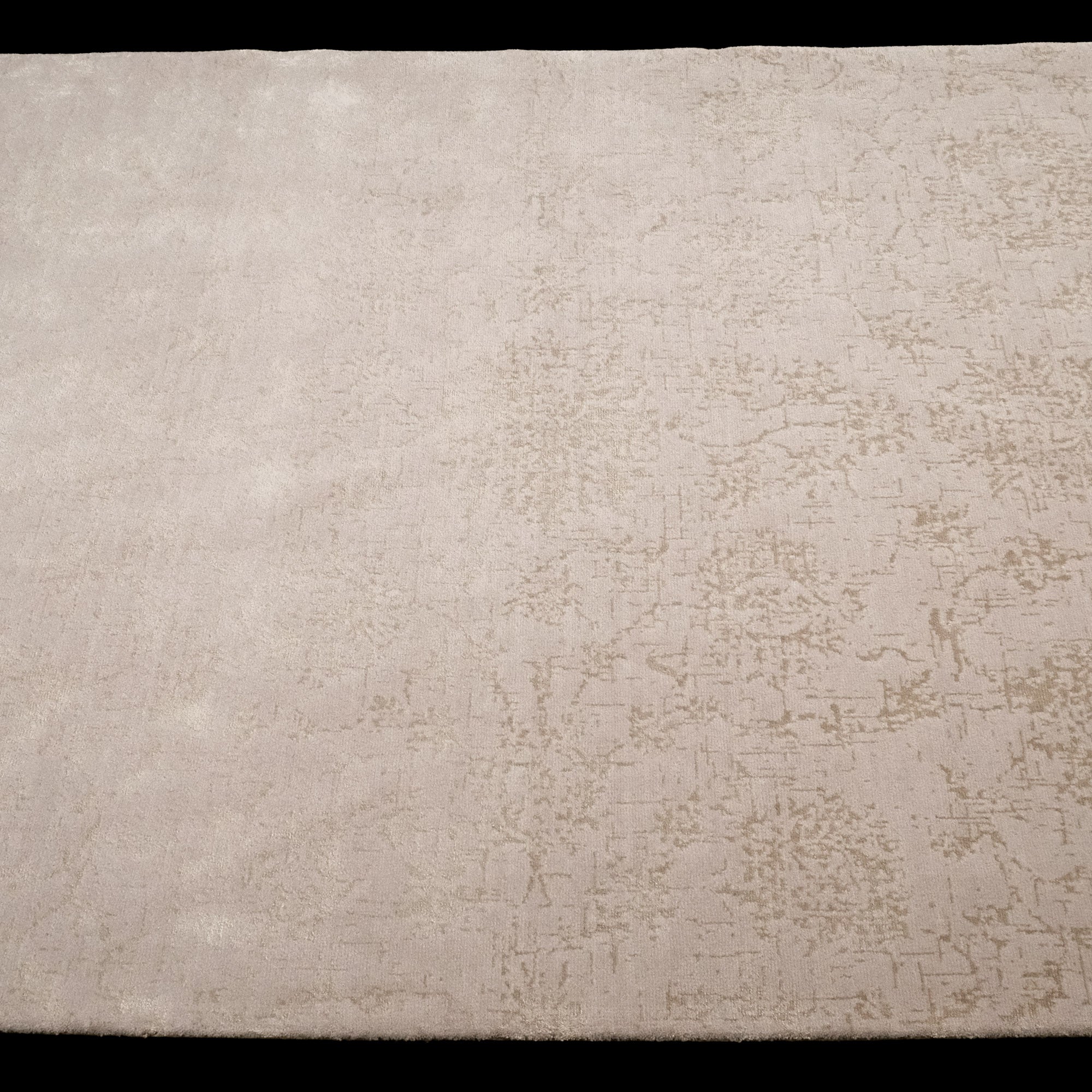 Heritage Series Vintage Design Machine Woven Carpet