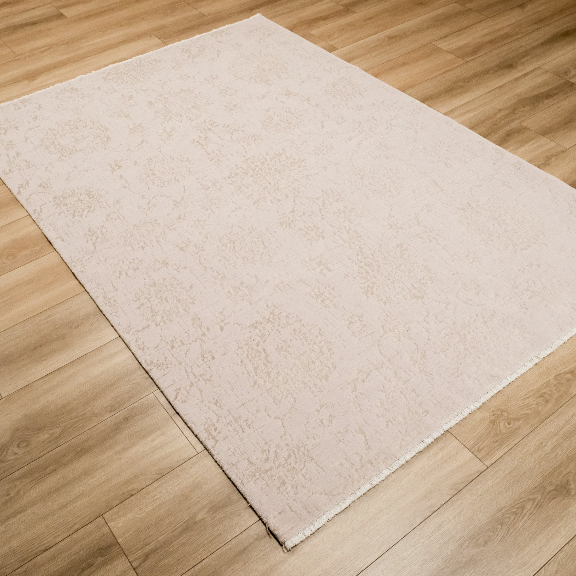 Heritage Series Vintage Design Machine Woven Carpet