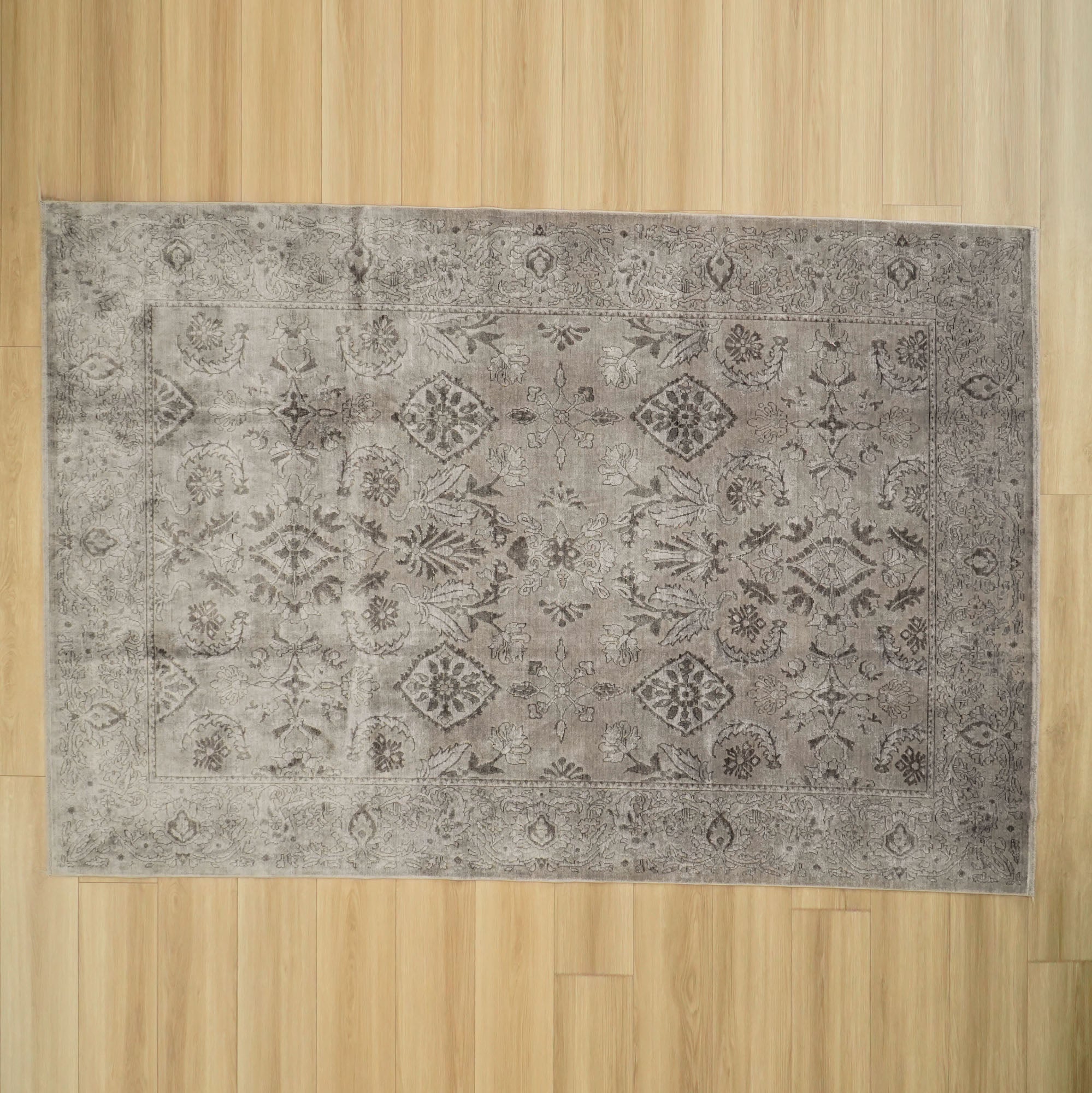 Heritage Series Loom-Woven Vintage Patterned Gray Rug
