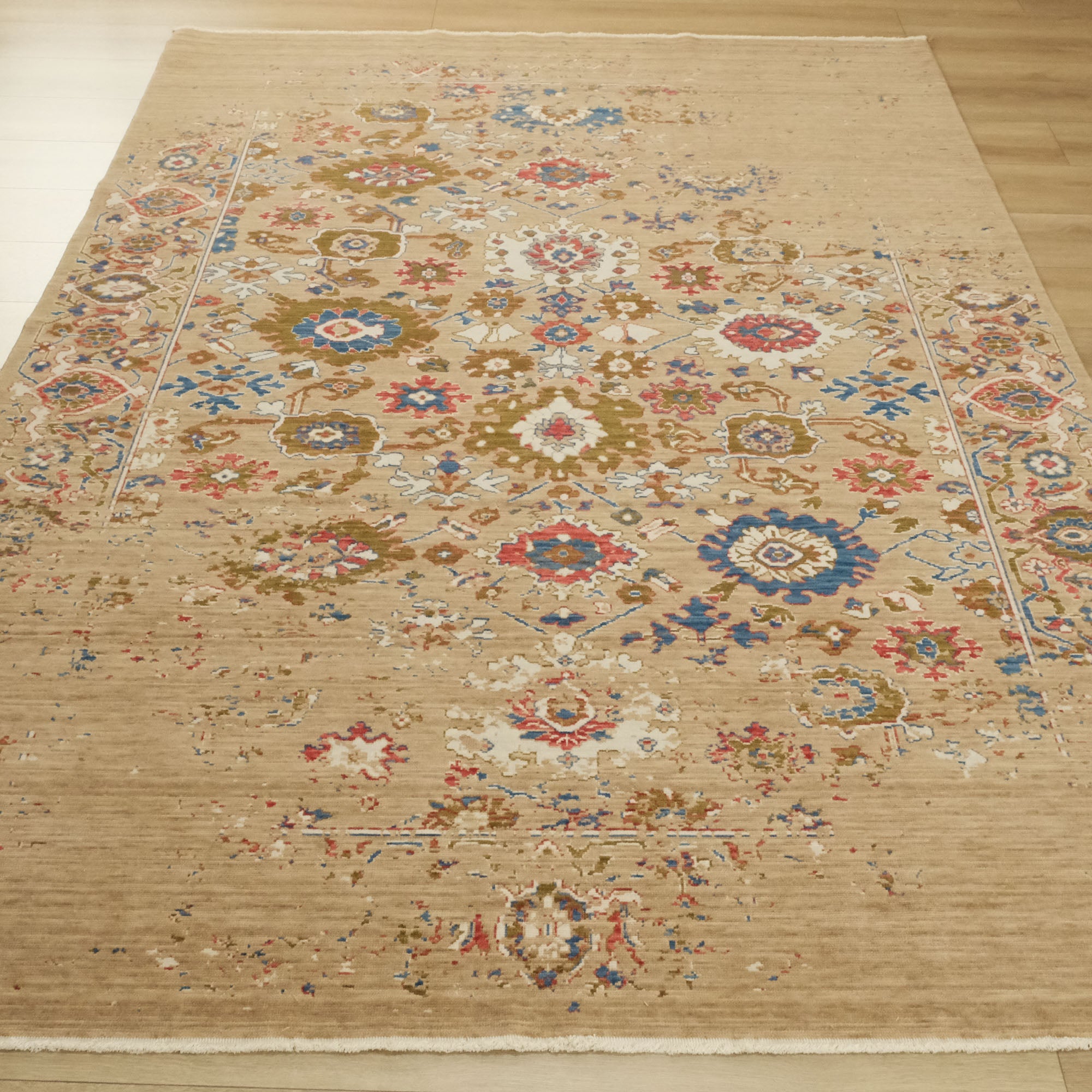 Heritage Serisi Vintage Desenli Tezgah Dokuma Çiçekli Halı