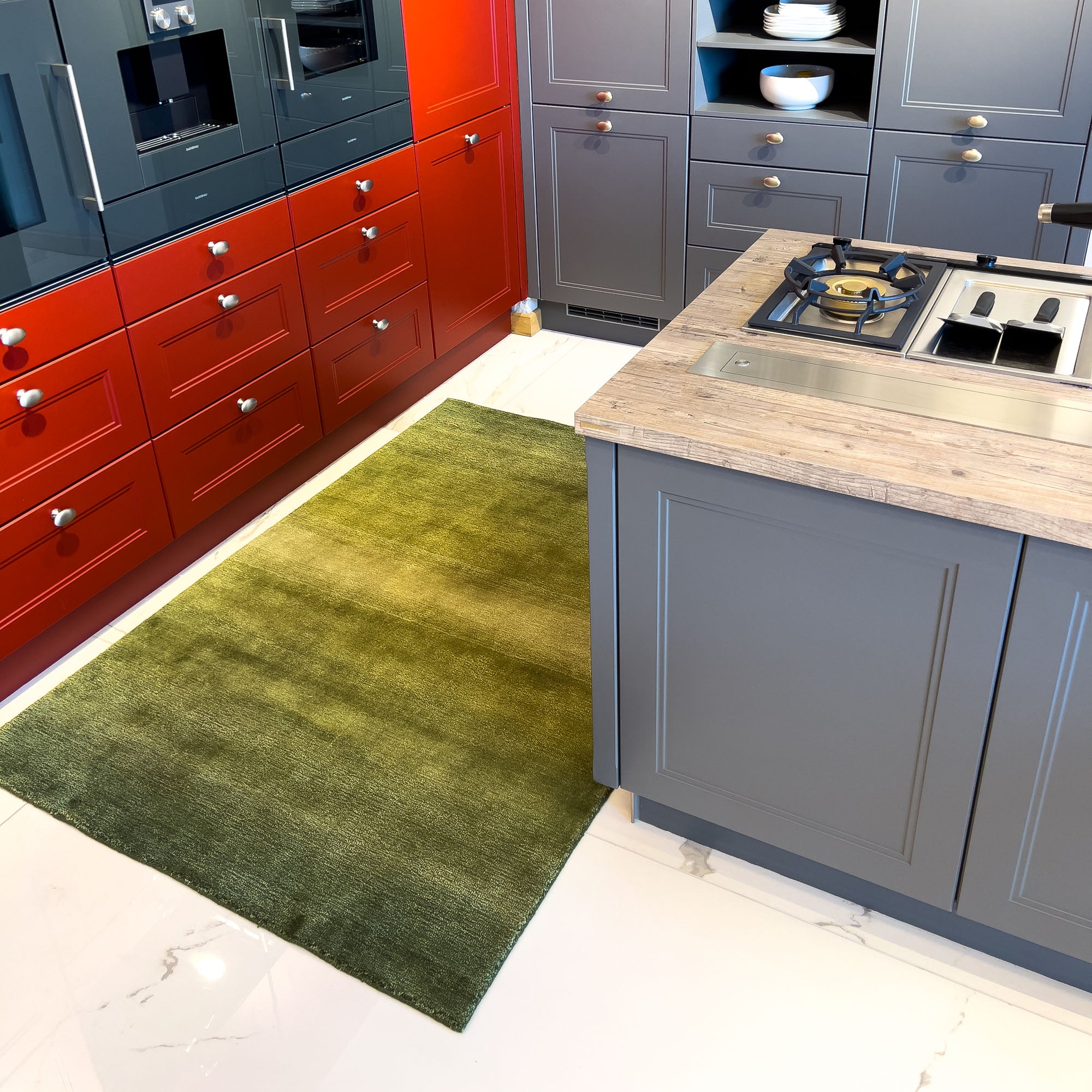 Focus Series Plain Design Hand Woven Carpet