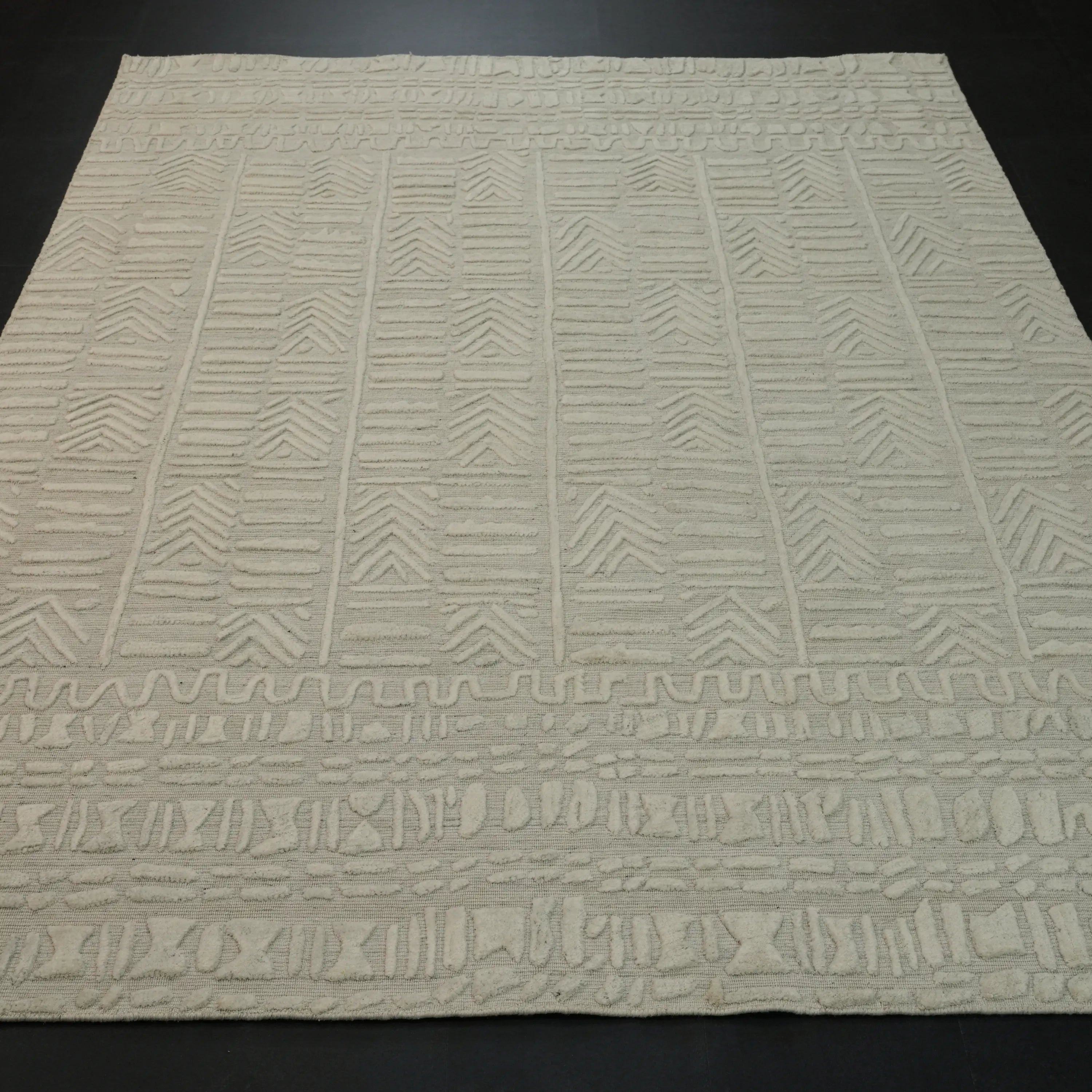 Ihlara Serisi El Dokuma Geometrik Desenli Yün Krem Halı