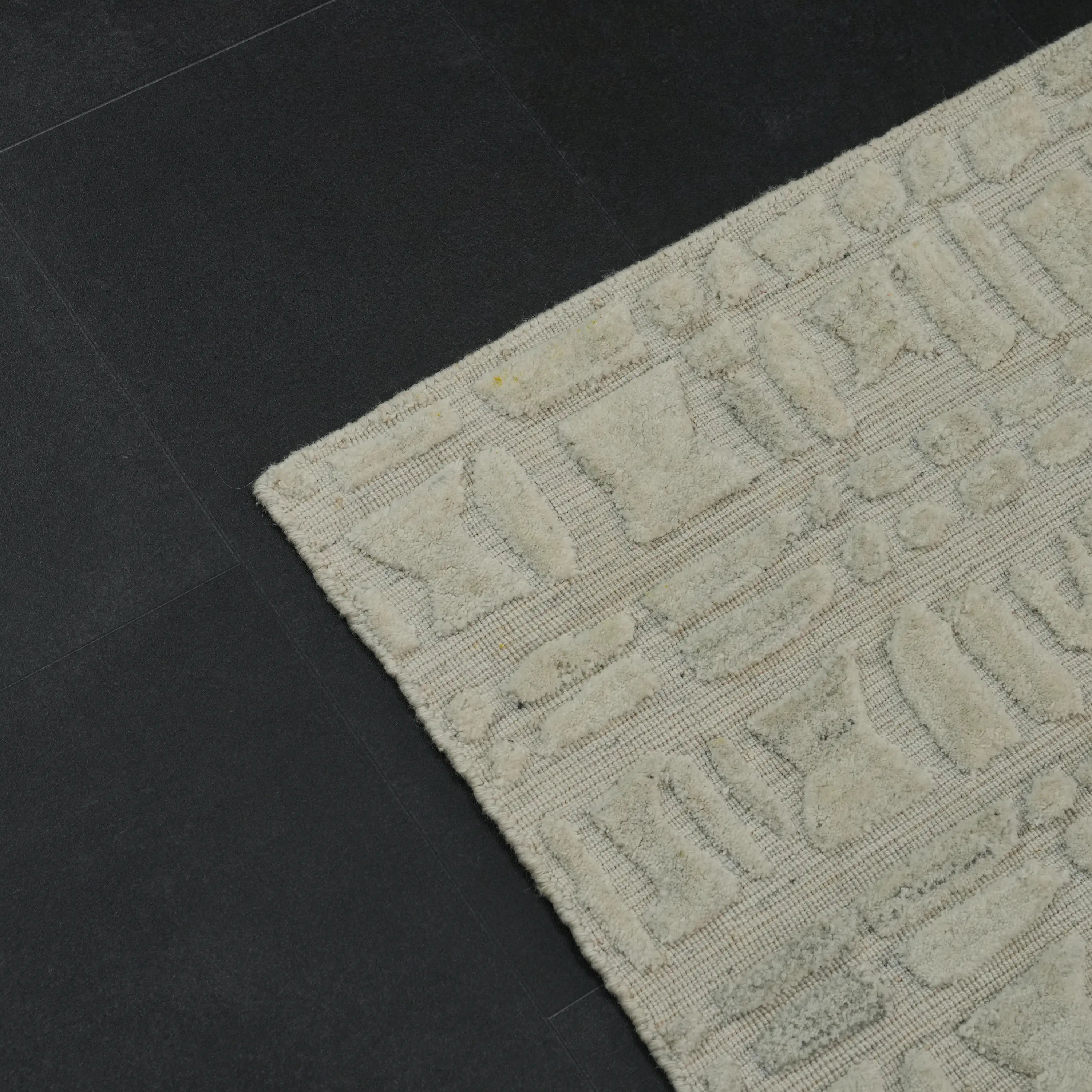 Ihlara Series Handwoven Geometric Patterned Wool Cream Rug