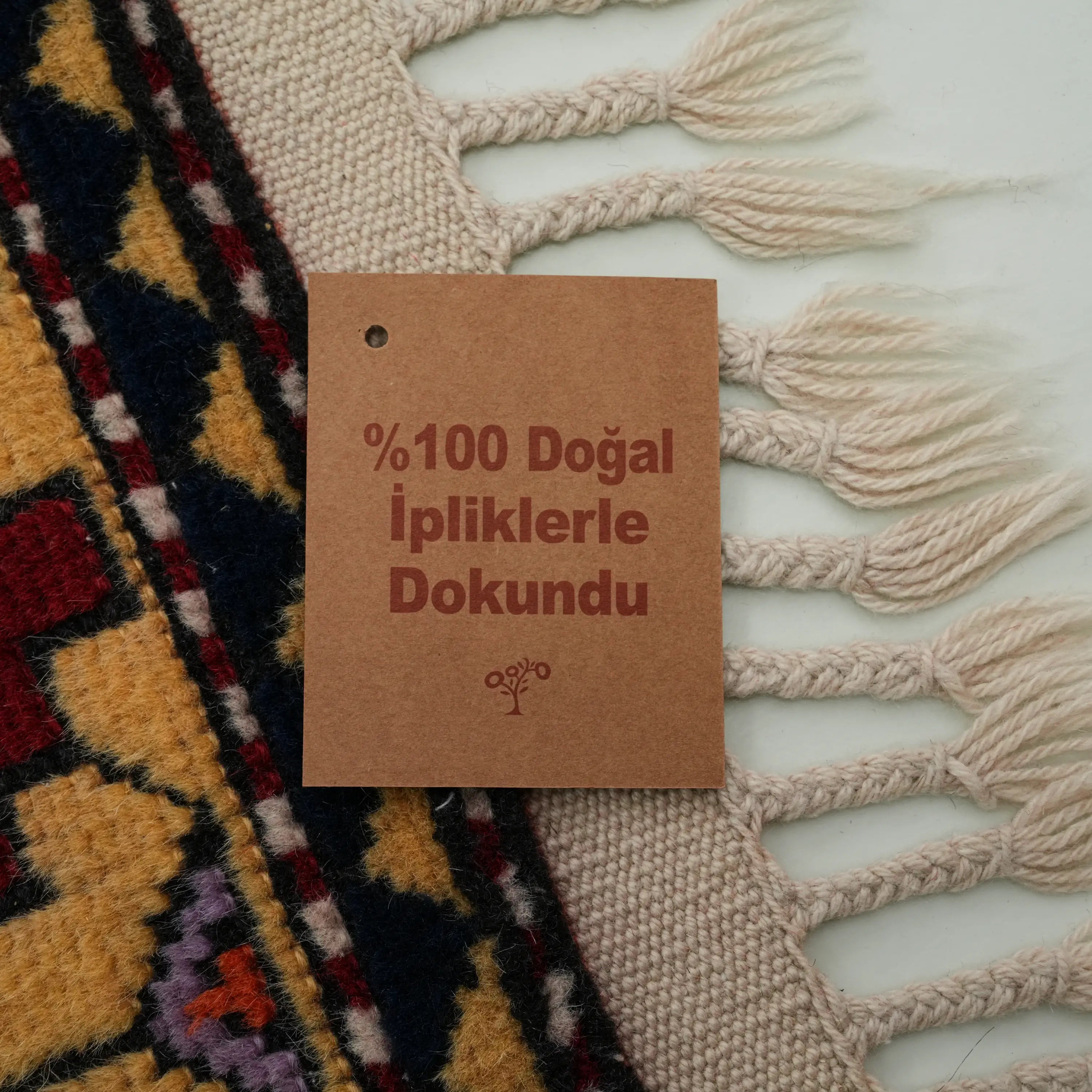 İkinci El Anadolu Desenli El Dokuma Rengarenk Yün Yörük Halısı