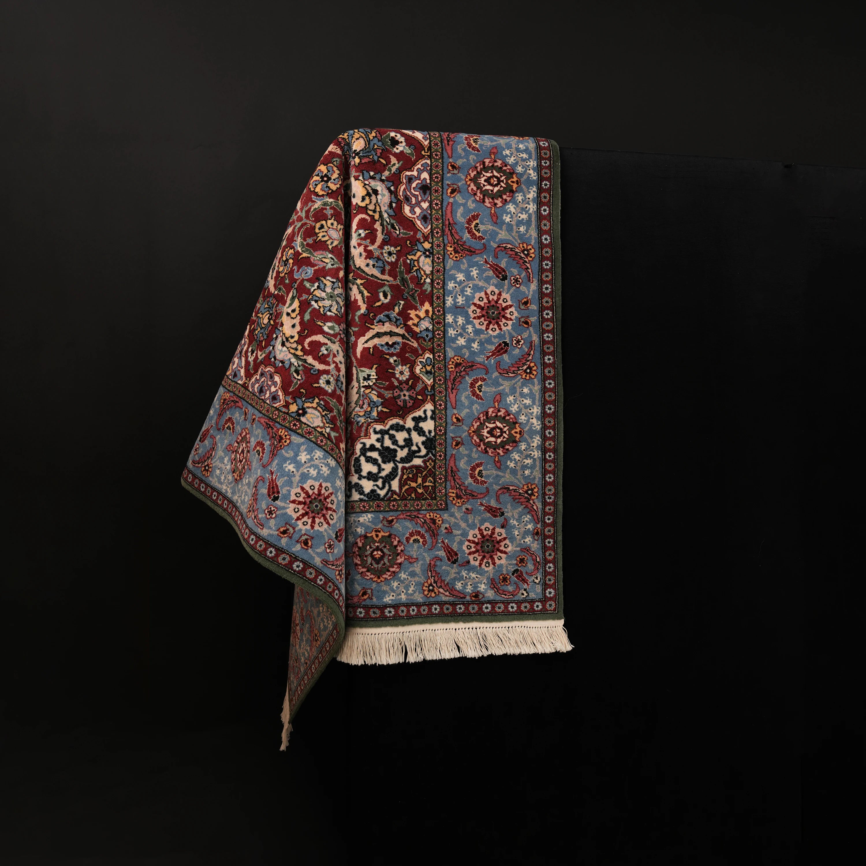 İkinci El Hereke Çeşmi Bülbül Desenli El Dokuma Lacivert Yün Halı