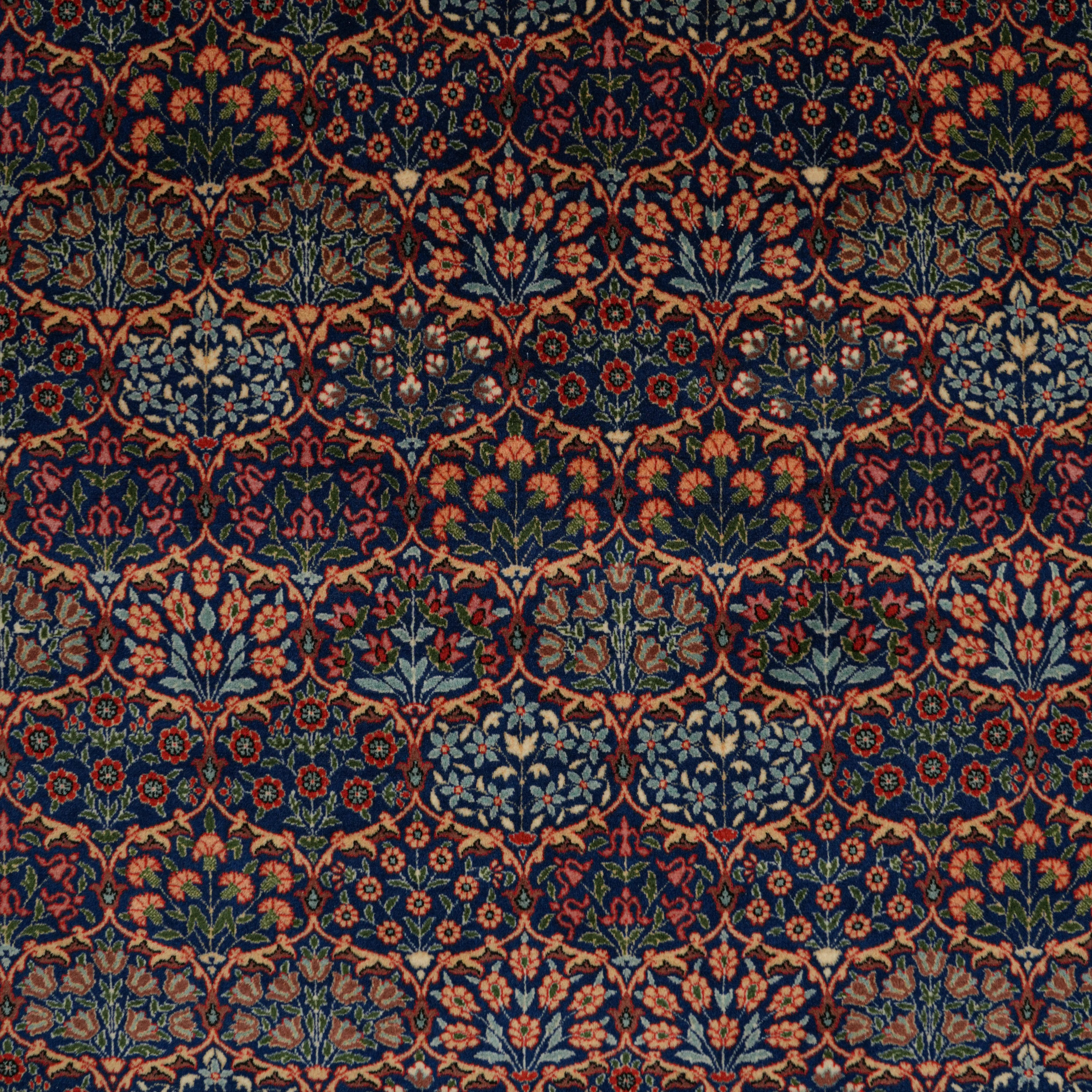 İkinci El Hereke Karpuzlu Desenli El Dokuma Lacivert Yün Halı