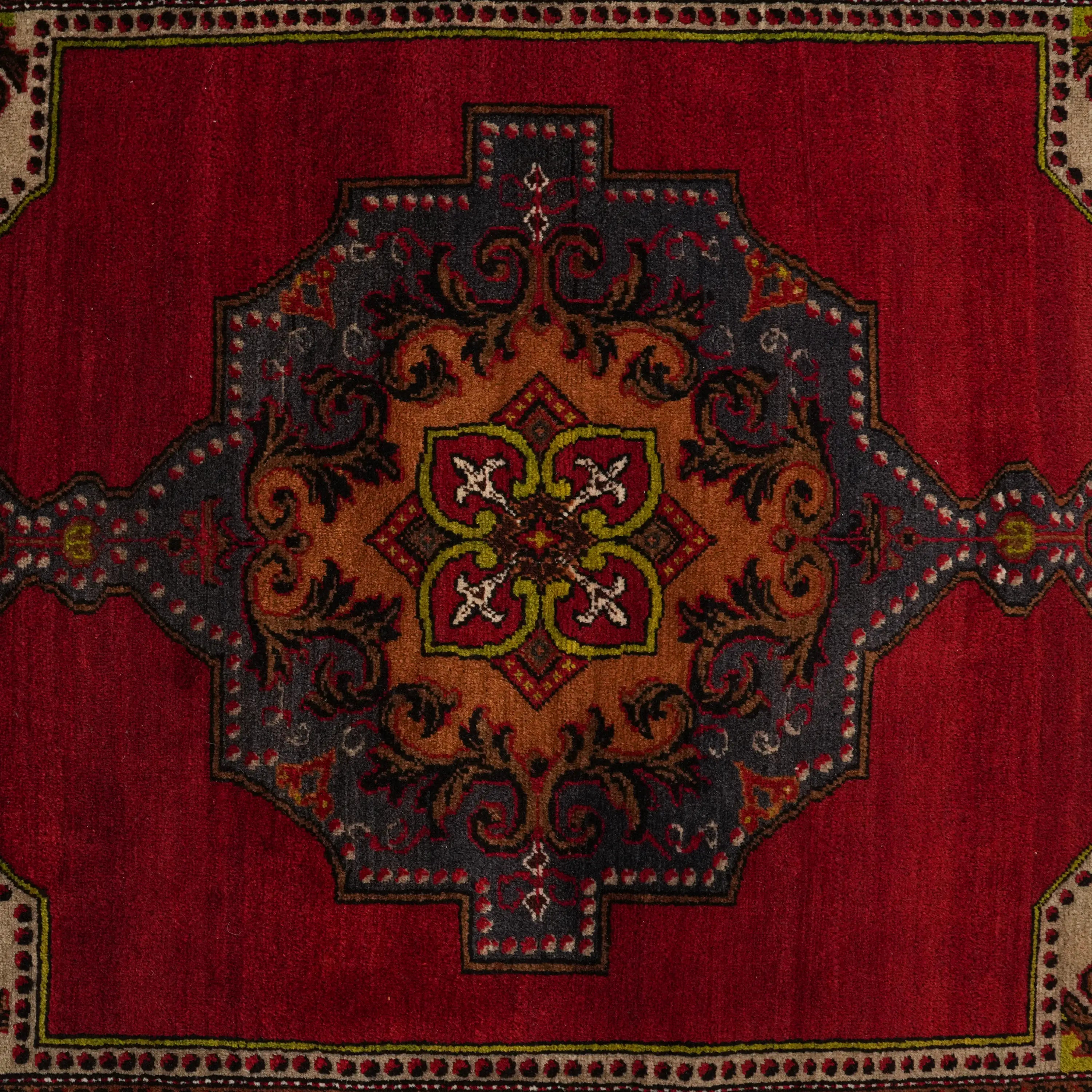 Second Hand Kirmen Handwoven Natural Dye Nevşehir Derinkuyu Carpet