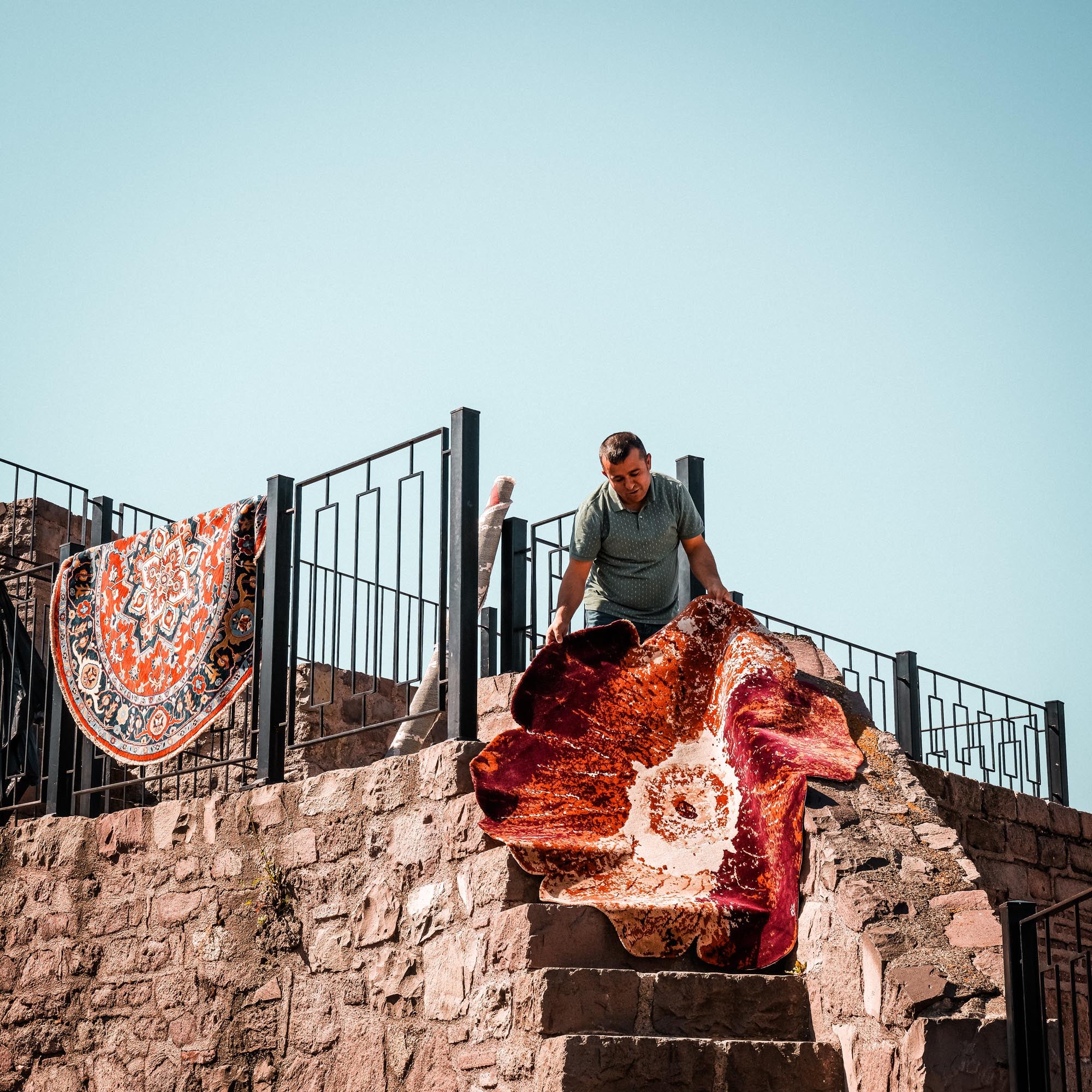 Tempus Series Asymmetrical Floral Cut Orange/Terra Bamboo Special Loom Carpet