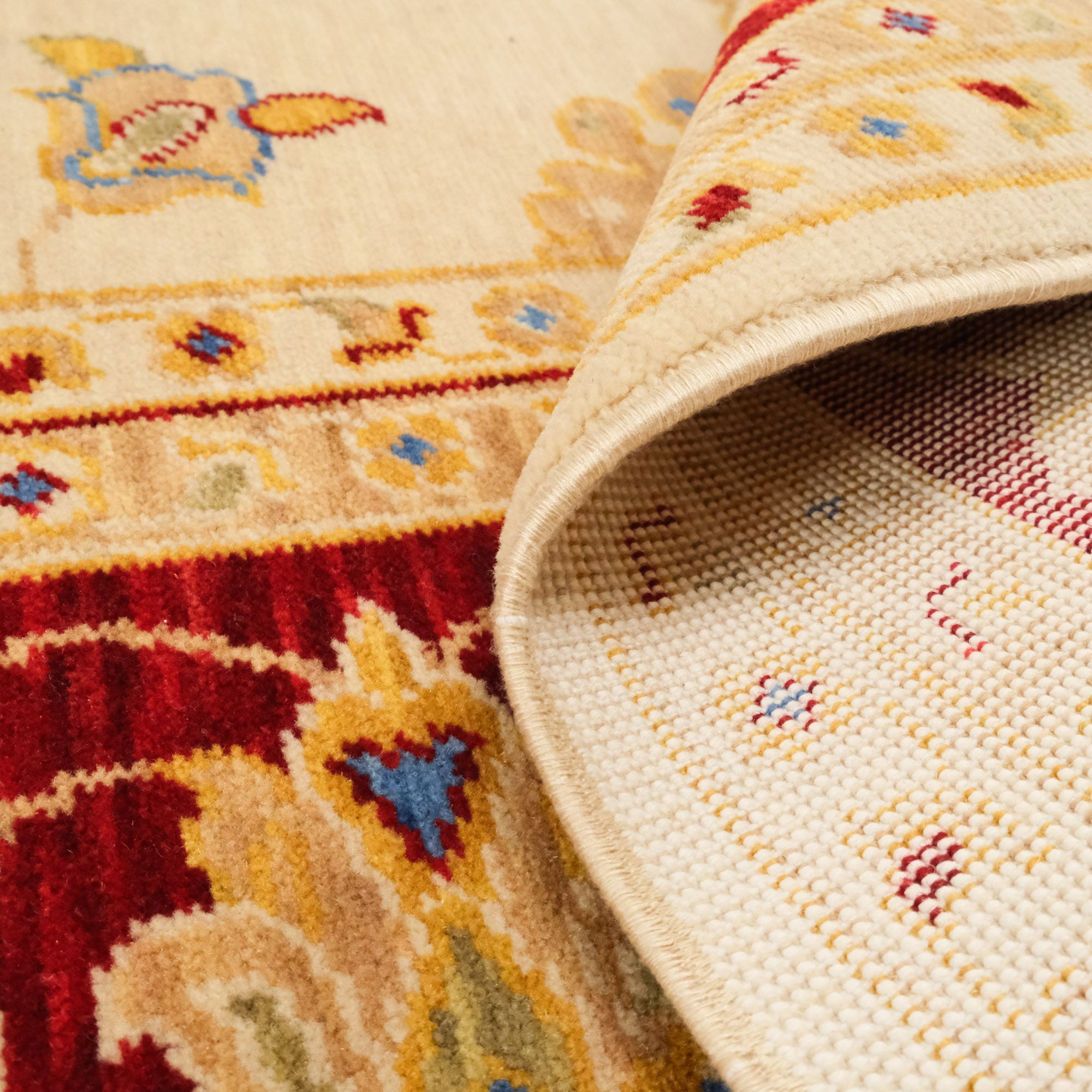 Uşak Patterned Machine Woven Cream Wool Carpet