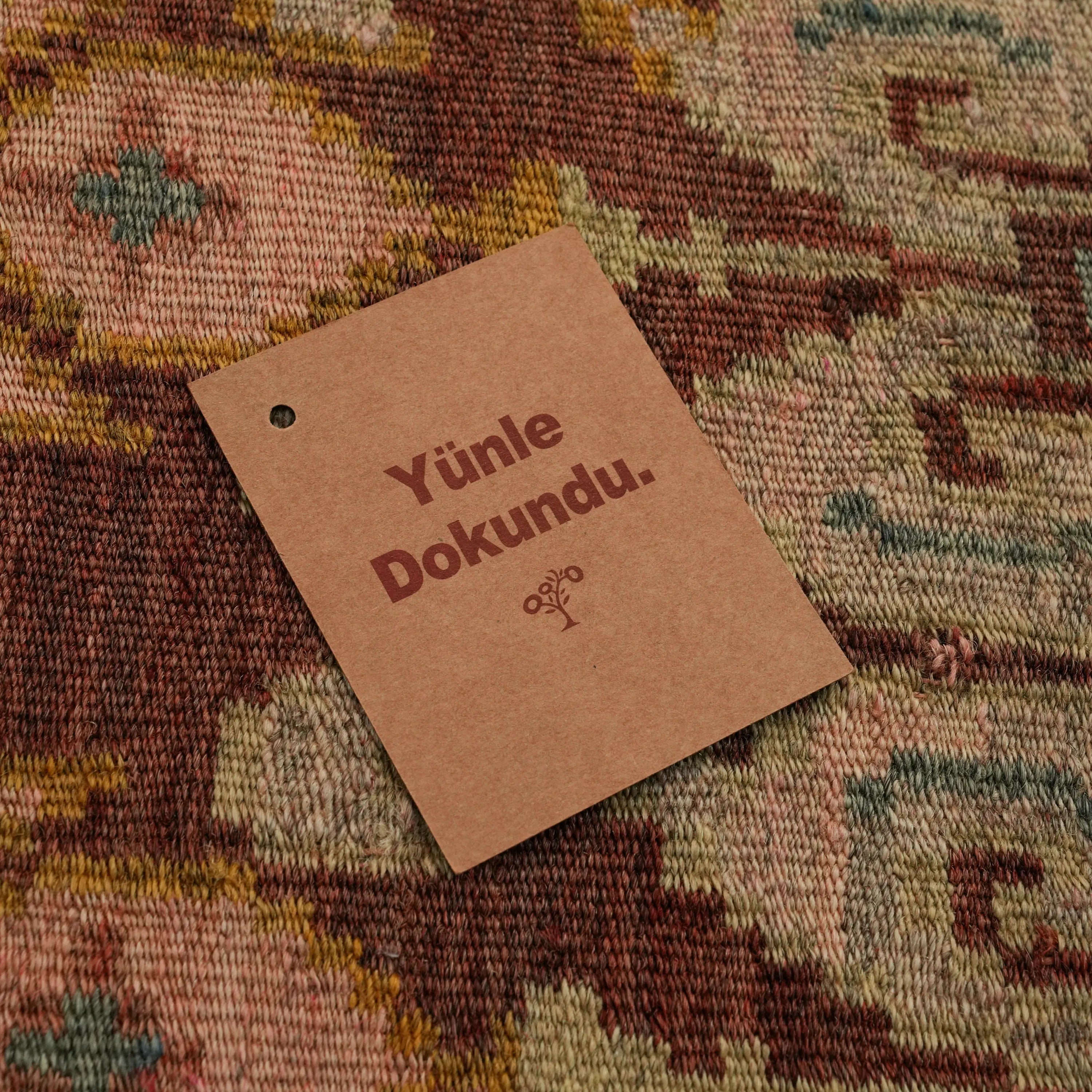 Karabağ Desenli El Dokuma Kahverengi Kilim