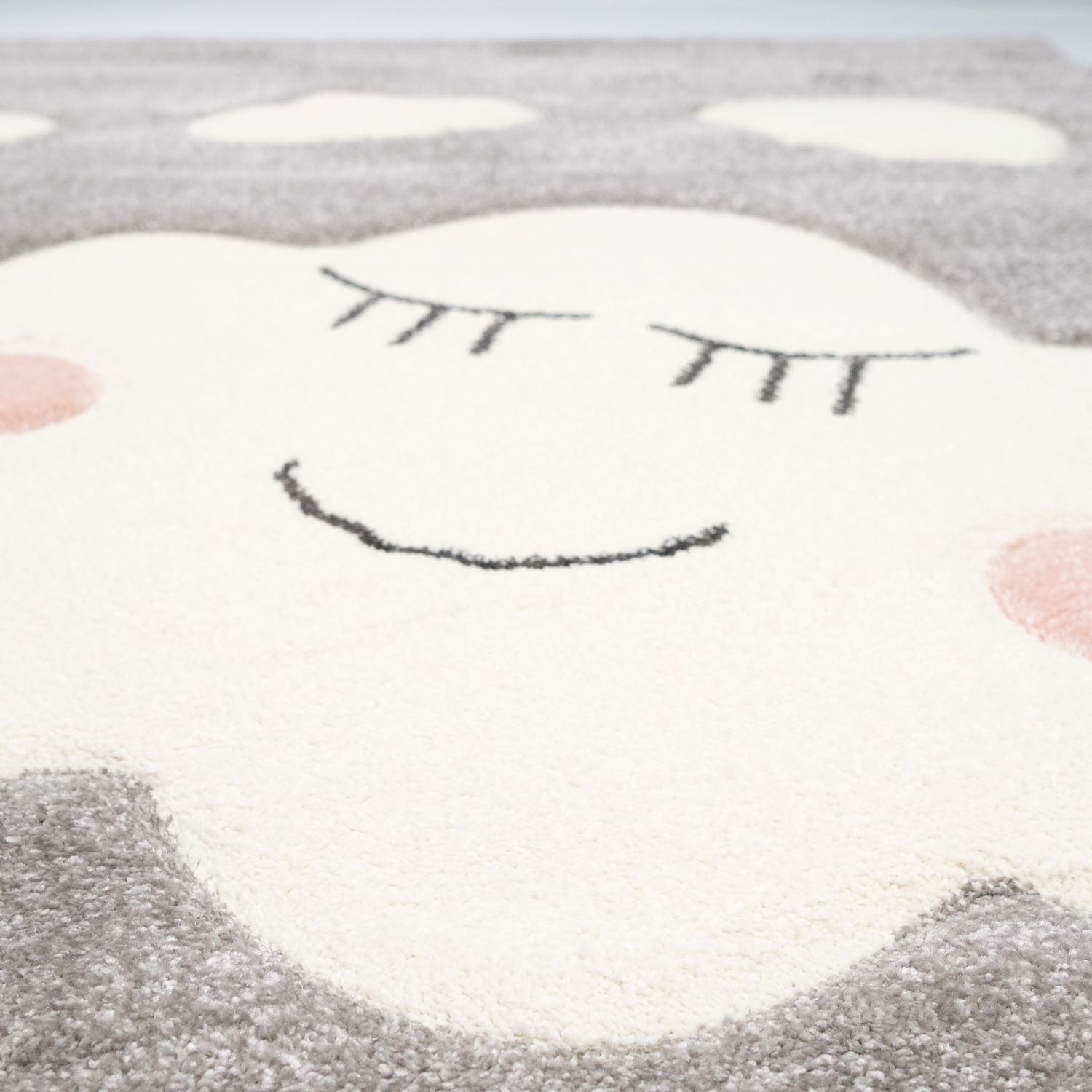 Kids Serisi Bulut Desenli Gri Bebek ve Çocuk Odası Halısı