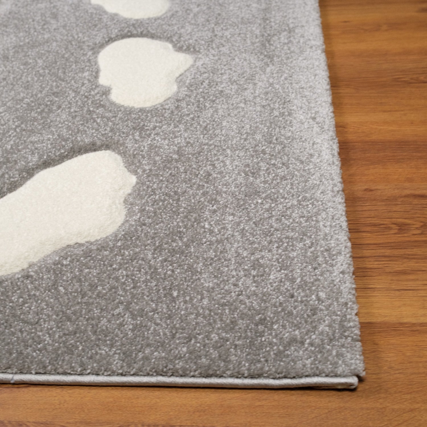 Kids Serisi Bulut Desenli Gri Bebek ve Çocuk Odası Halısı