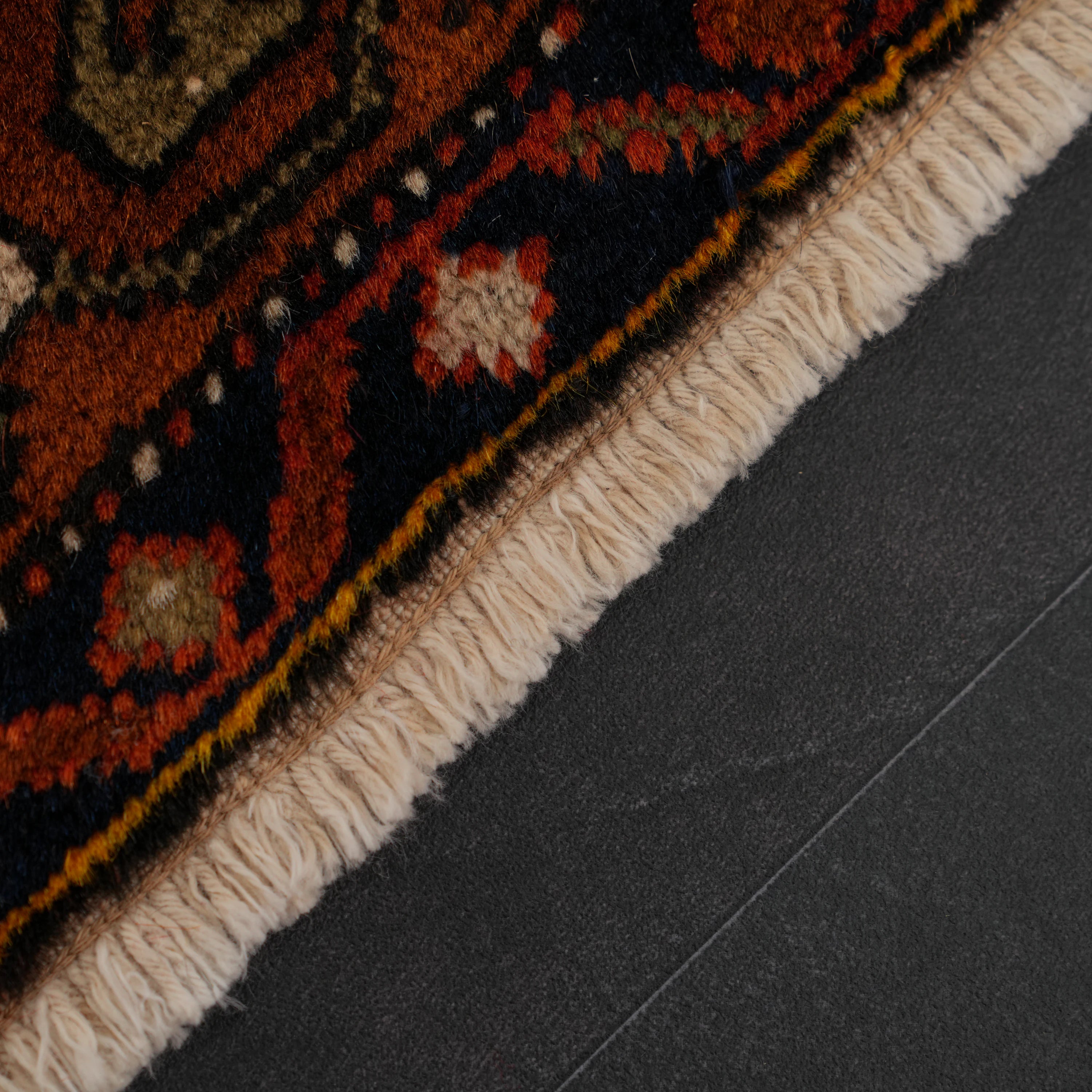 Köy Dokuma 80+ Yaş Sandık Eskisi Kök Boya Yahyalı Seccade Halı