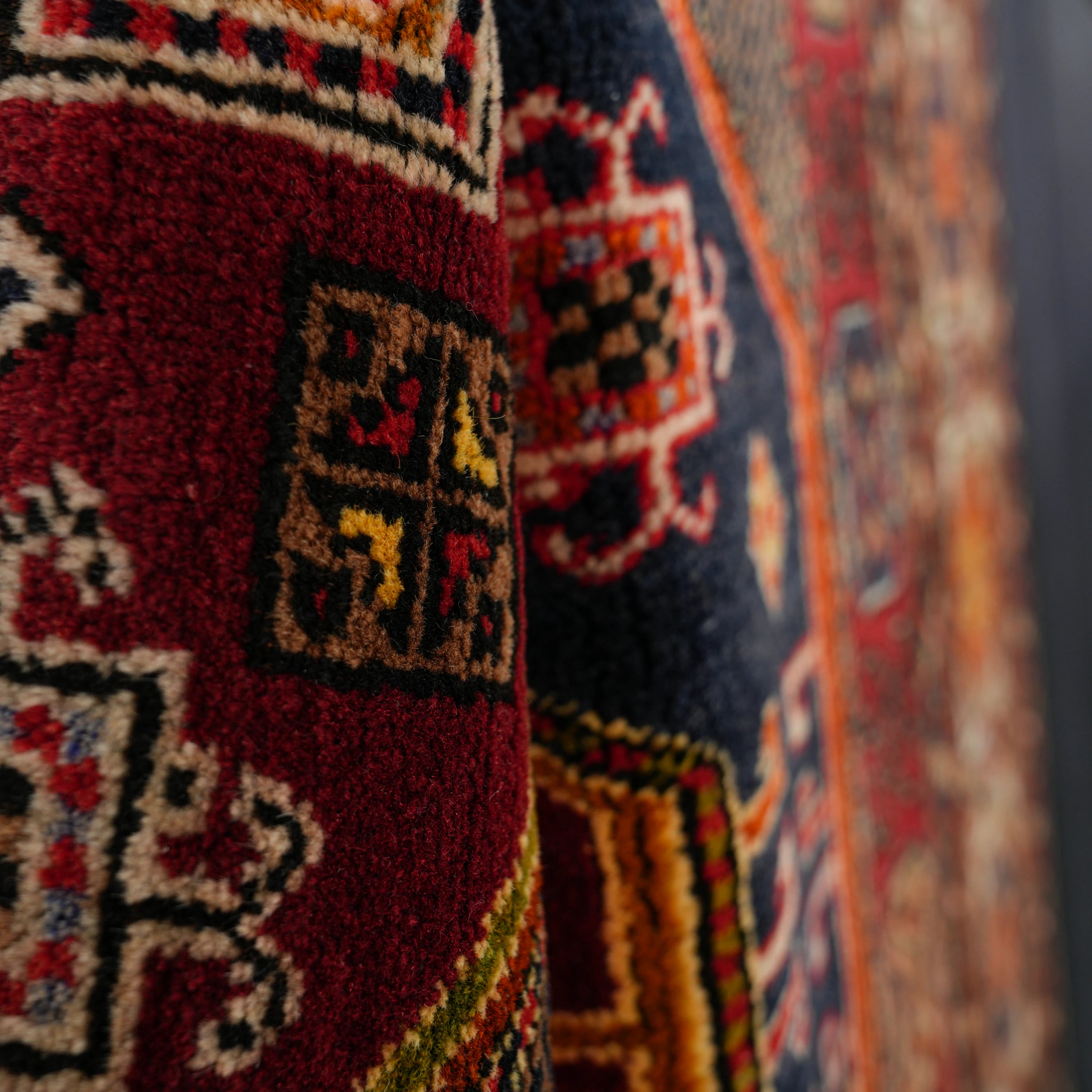 Köy Dokuma Kirmen Sandık Yenisi 70+ Yaş Niğde Kışlakçı Halısı