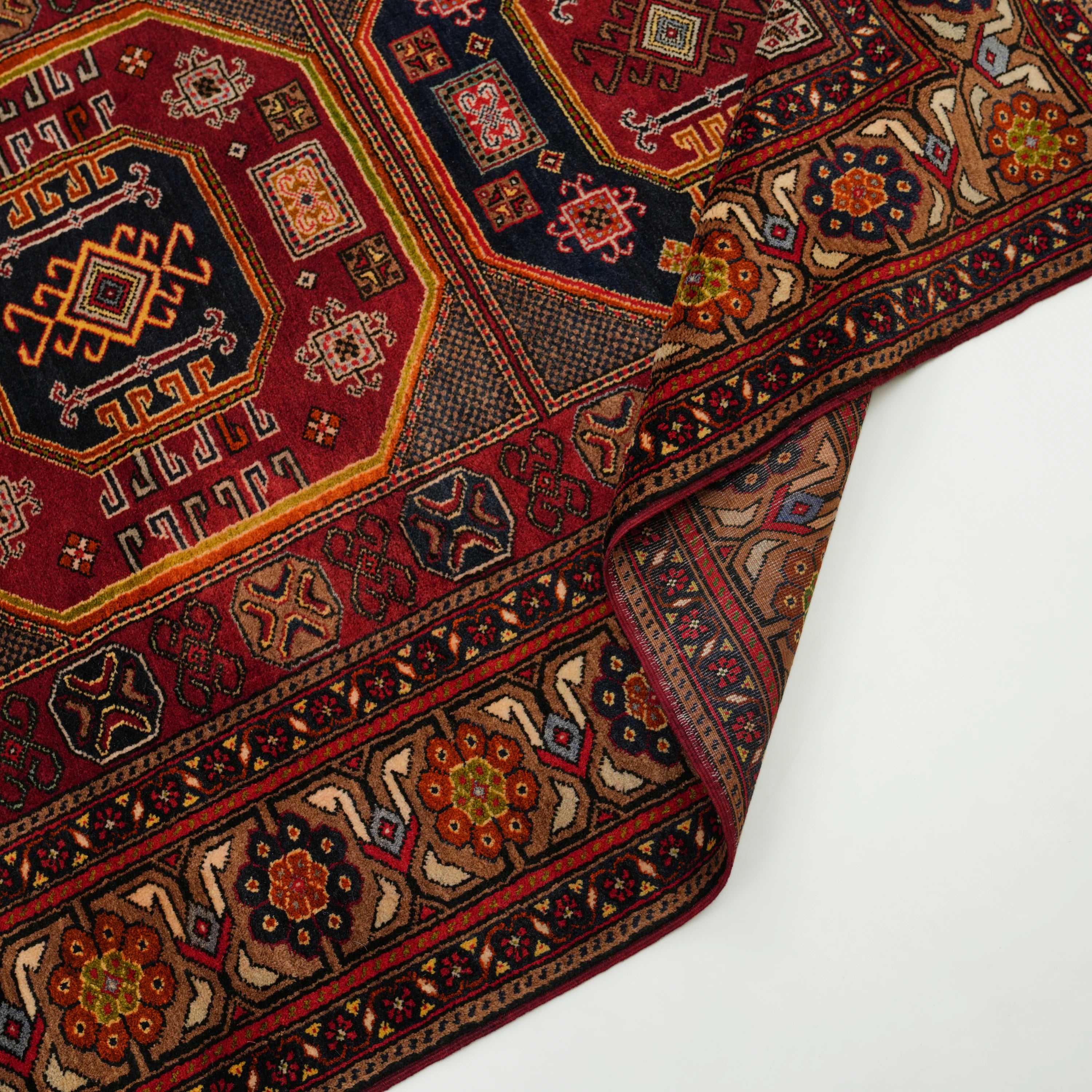 Köy Dokuma Kirmen Sandık Yenisi 70+ Yaş Niğde Kışlakçı Halısı