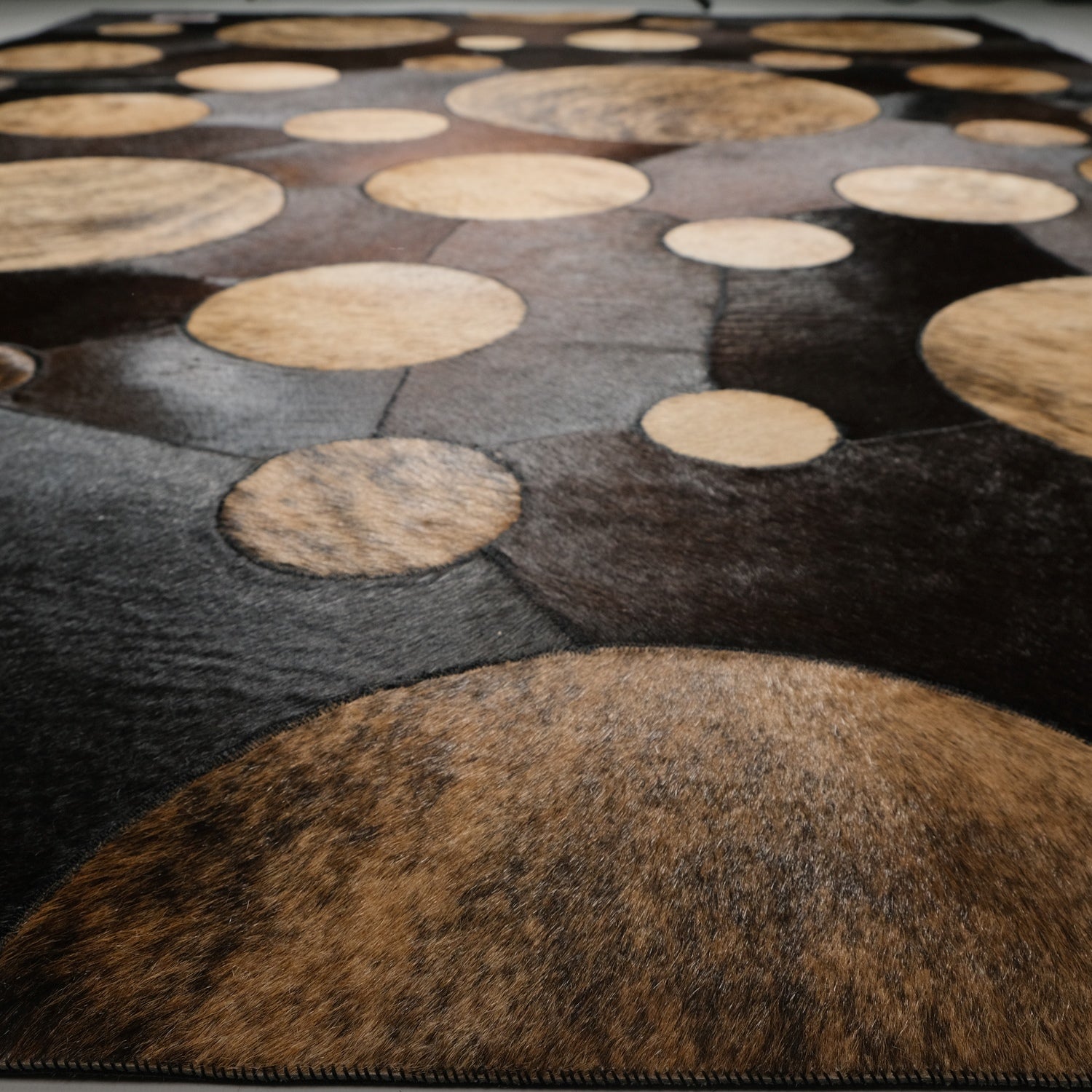 Krem Kahverengi Modern Tasarım Geometrik Desenli Deri - Post Ofis Halısı