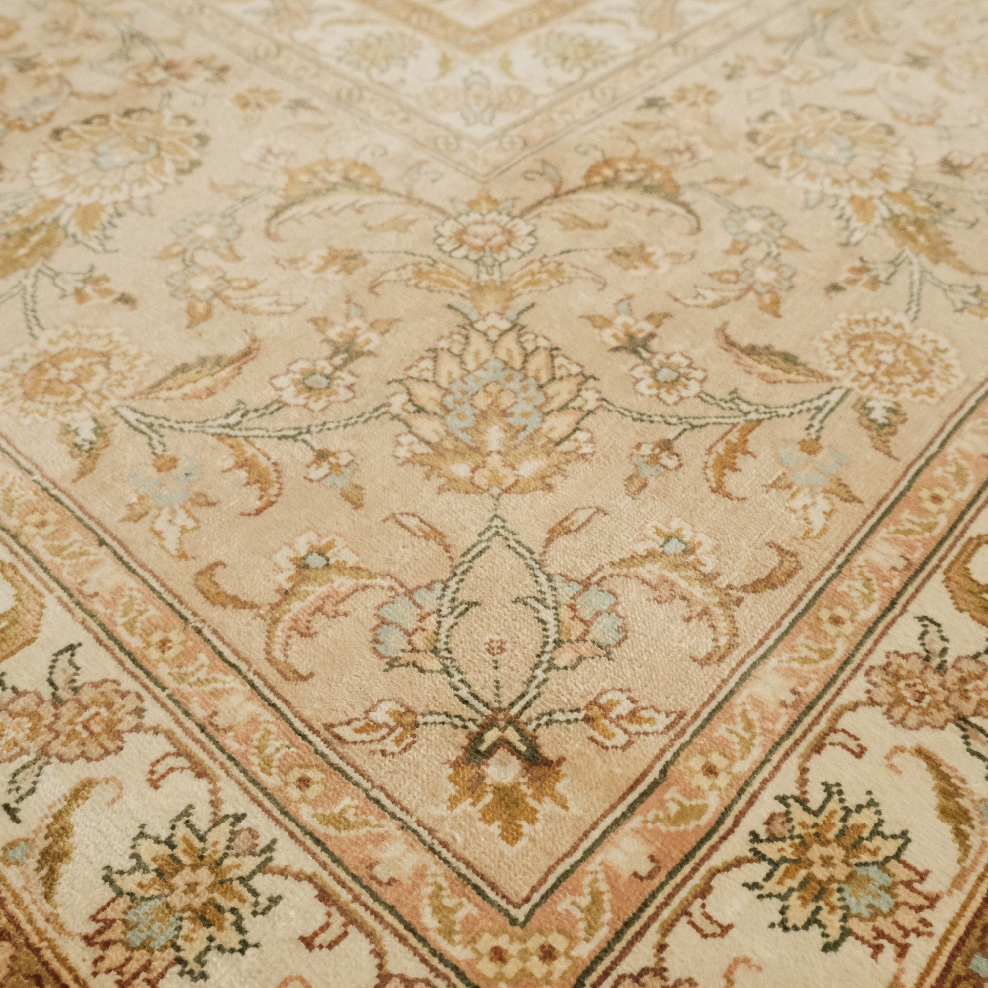 Frame Design Hand Woven Carpet