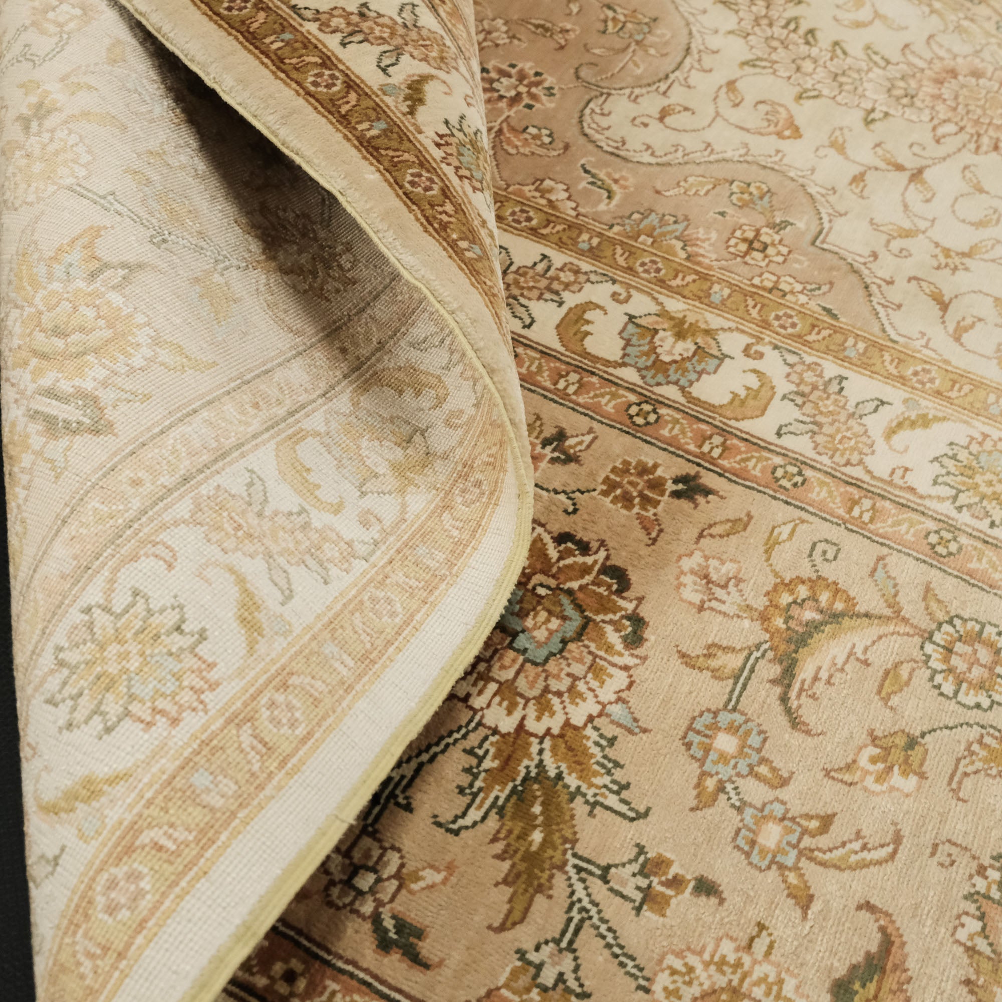 Frame Design Hand Woven Carpet