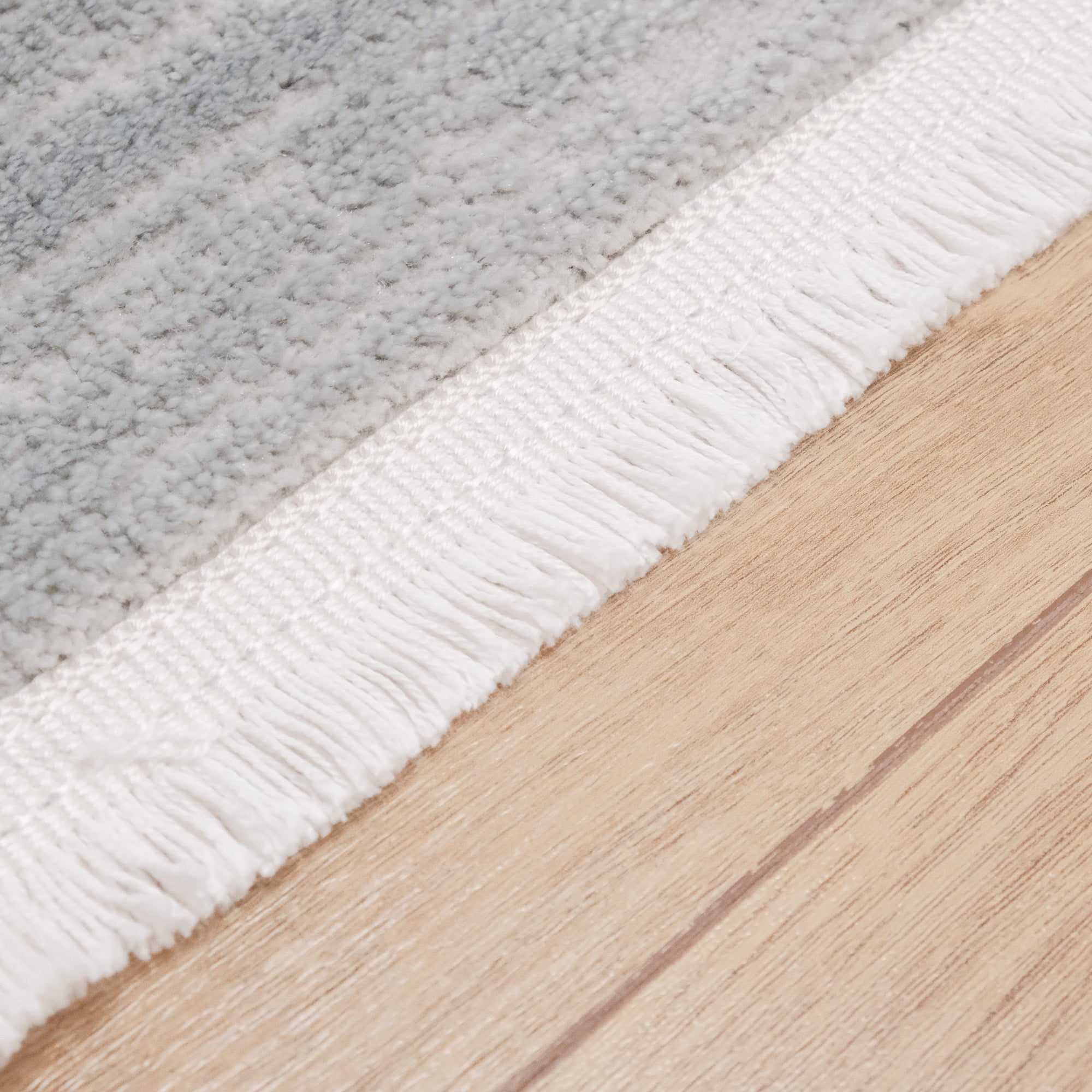 Lagos Serisi Sade Desenli Akrilik Gri Halı