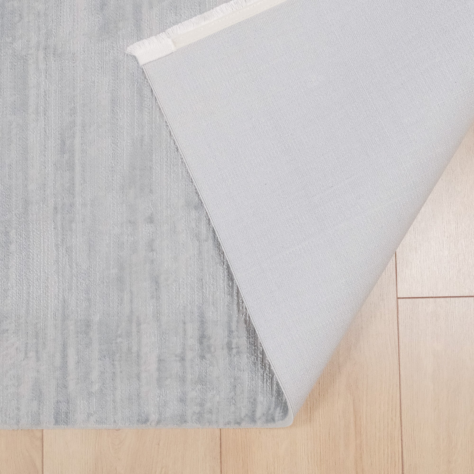 Lagos Serisi Sade Desenli Akrilik Gri Halı