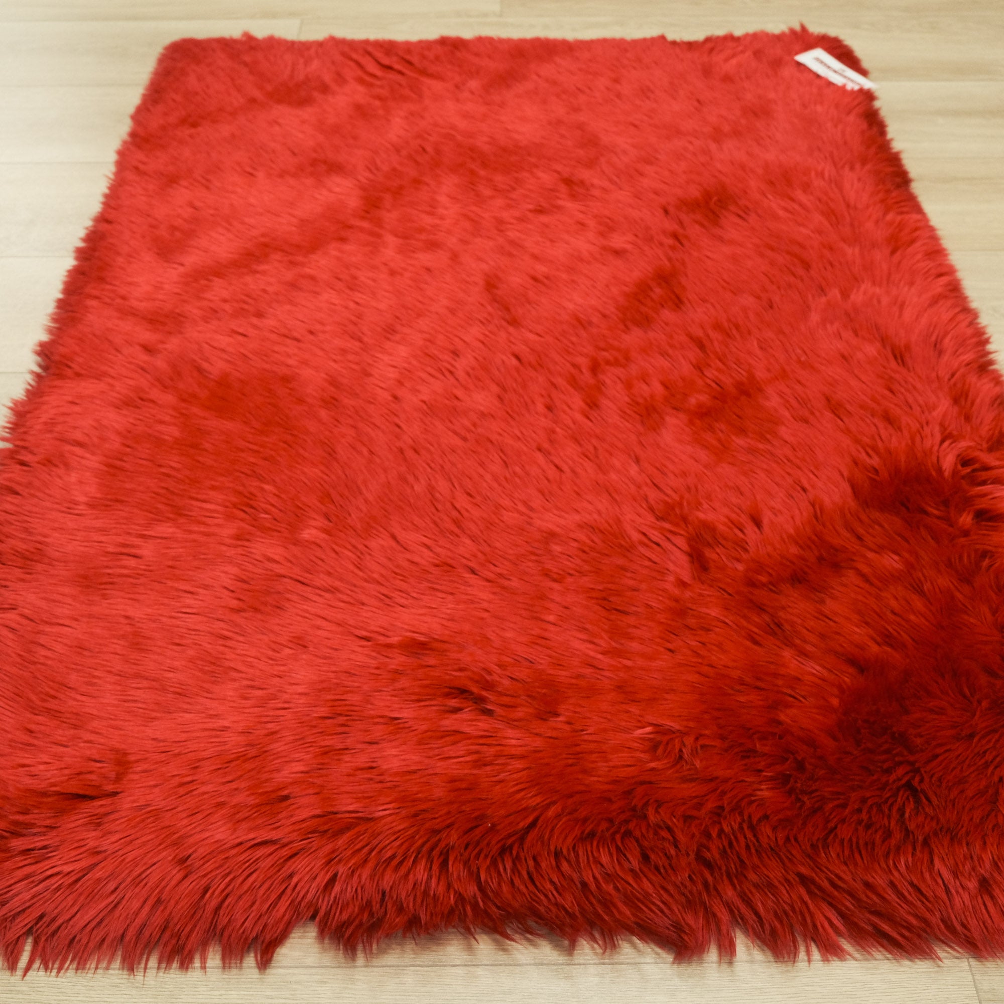 Lovely Simple Design Machine Woven Carpet