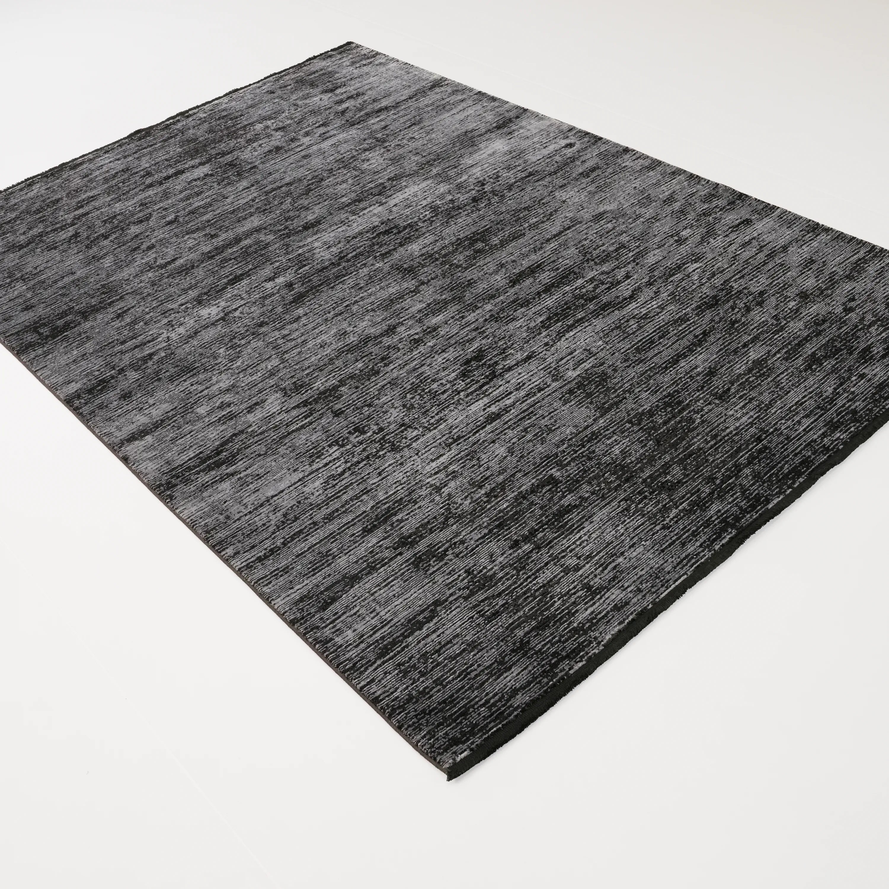 Lugano Serisi Soyut Desenli Siyah Viskon Halı