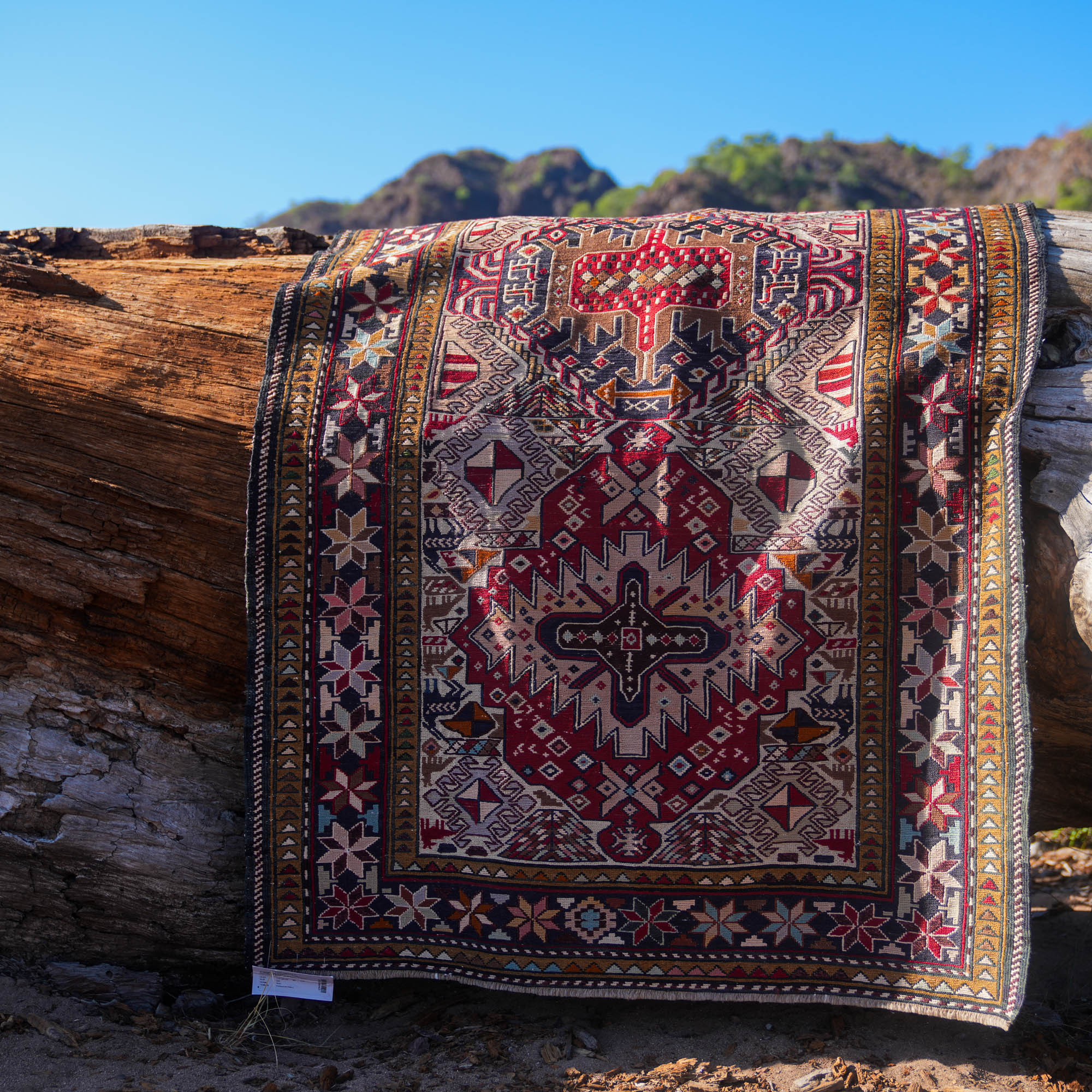 Otantik Desenli Şahseven El Dokuma İpekli Sumak Kilim