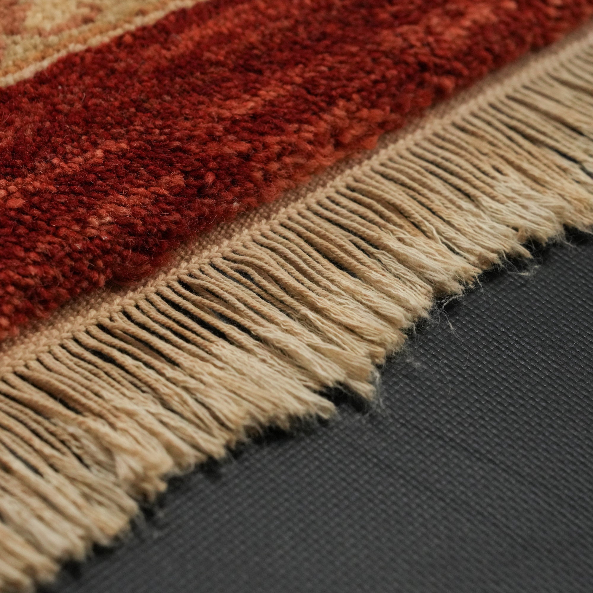 Mahal Series Hand-Woven Uşak Patterned Red Wool Carpet