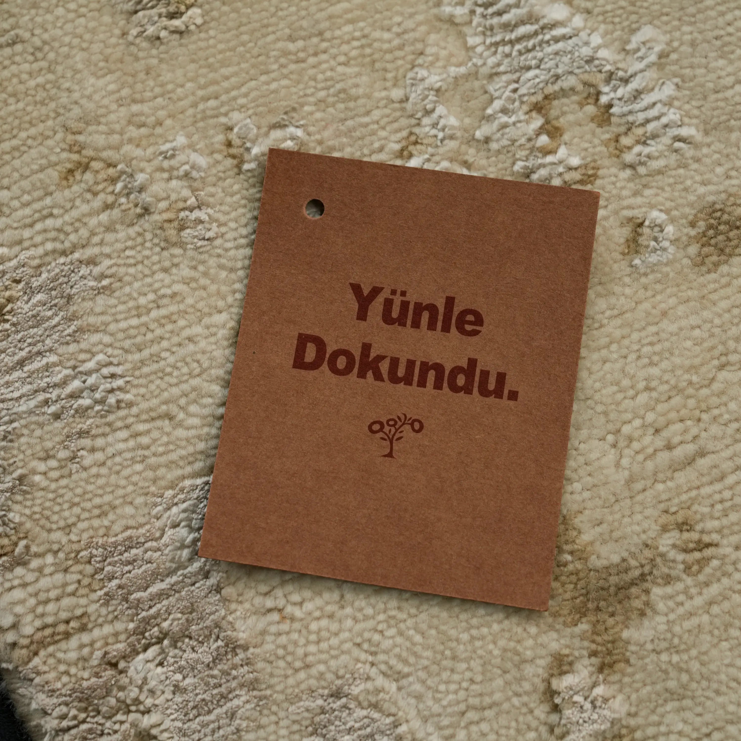 Maison Series Handwoven Abstract Pattern Beige Wool Rug