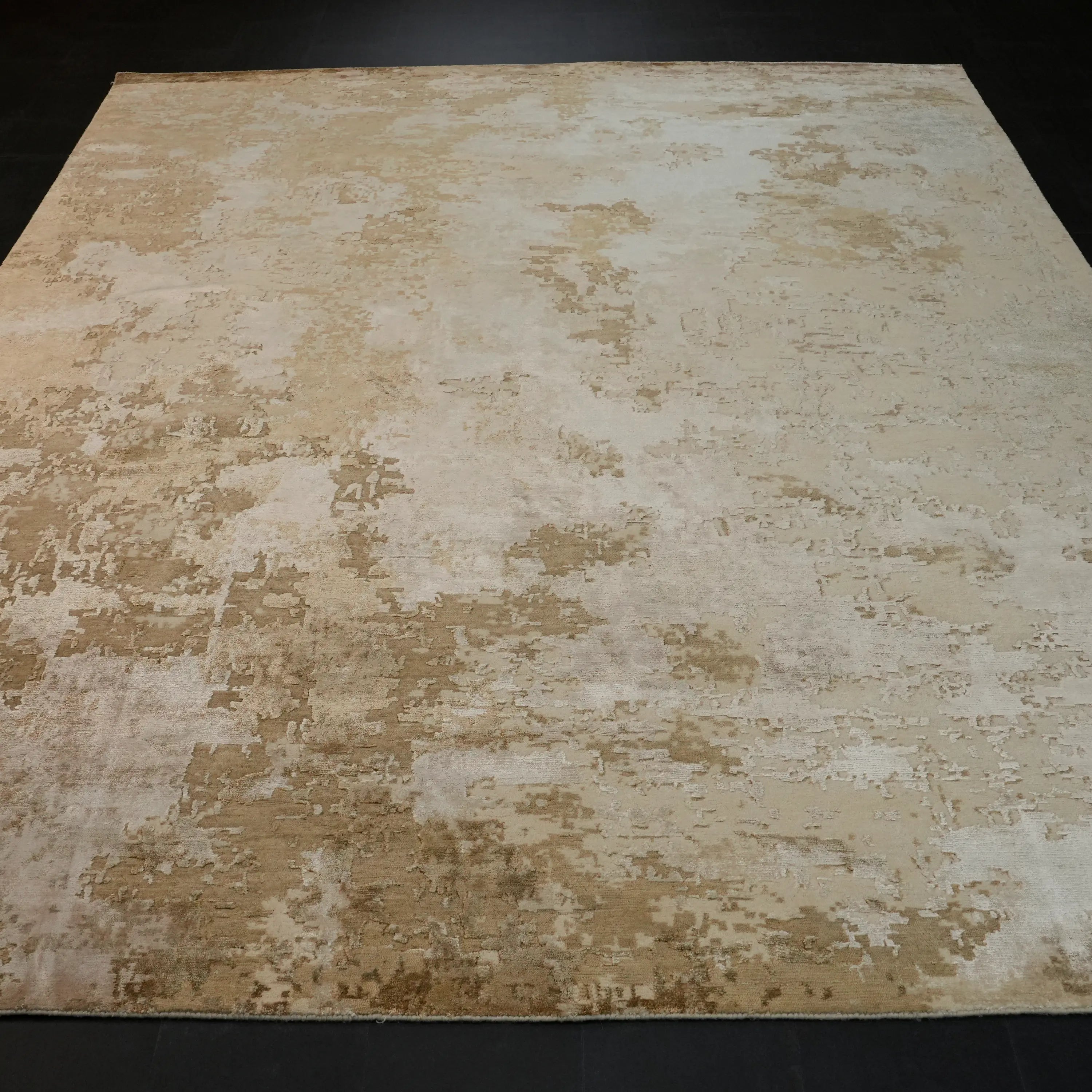 Maison Series Handwoven Abstract Pattern Beige Wool Rug