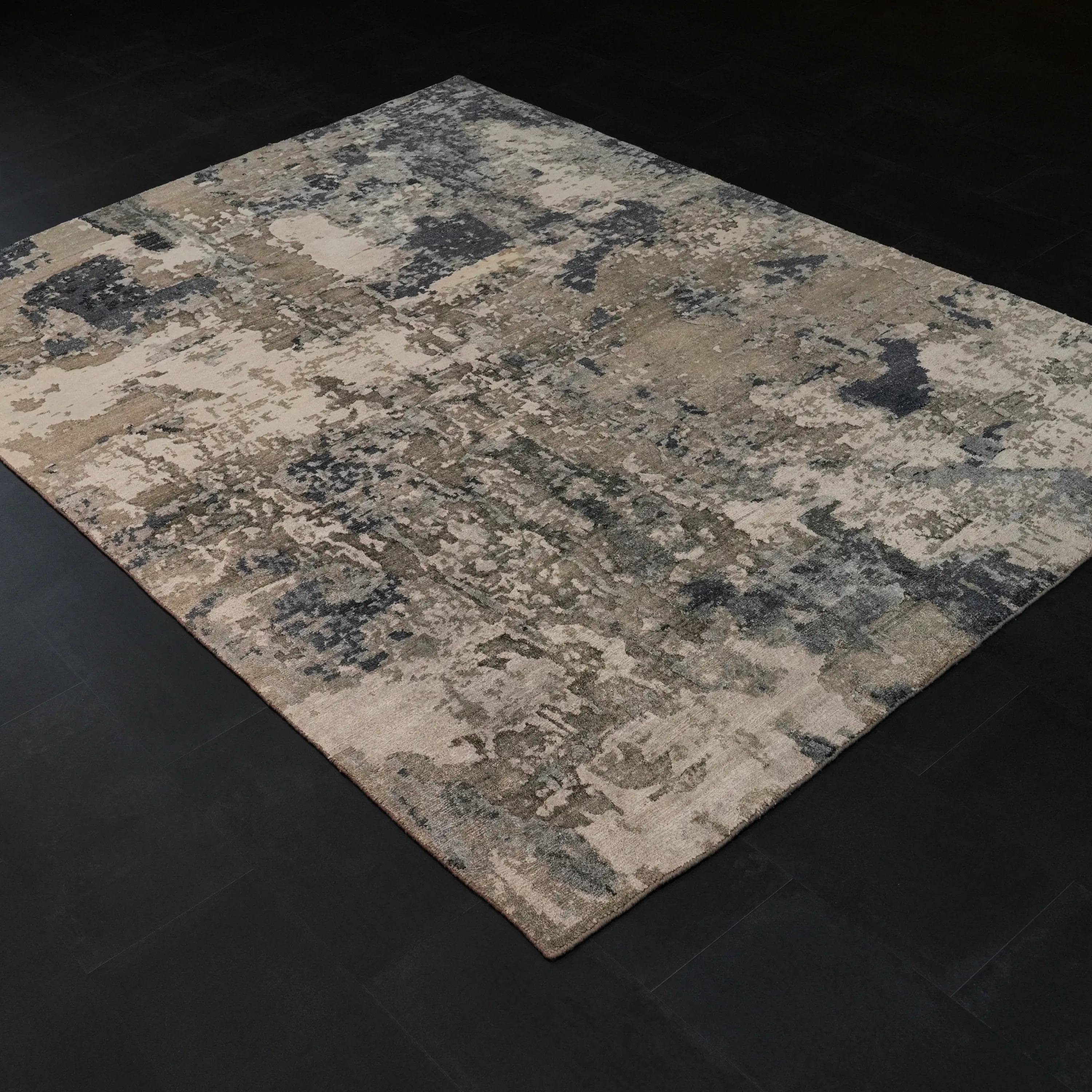 Maison Series Handwoven Abstract Pattern Gray Bamboo Rug