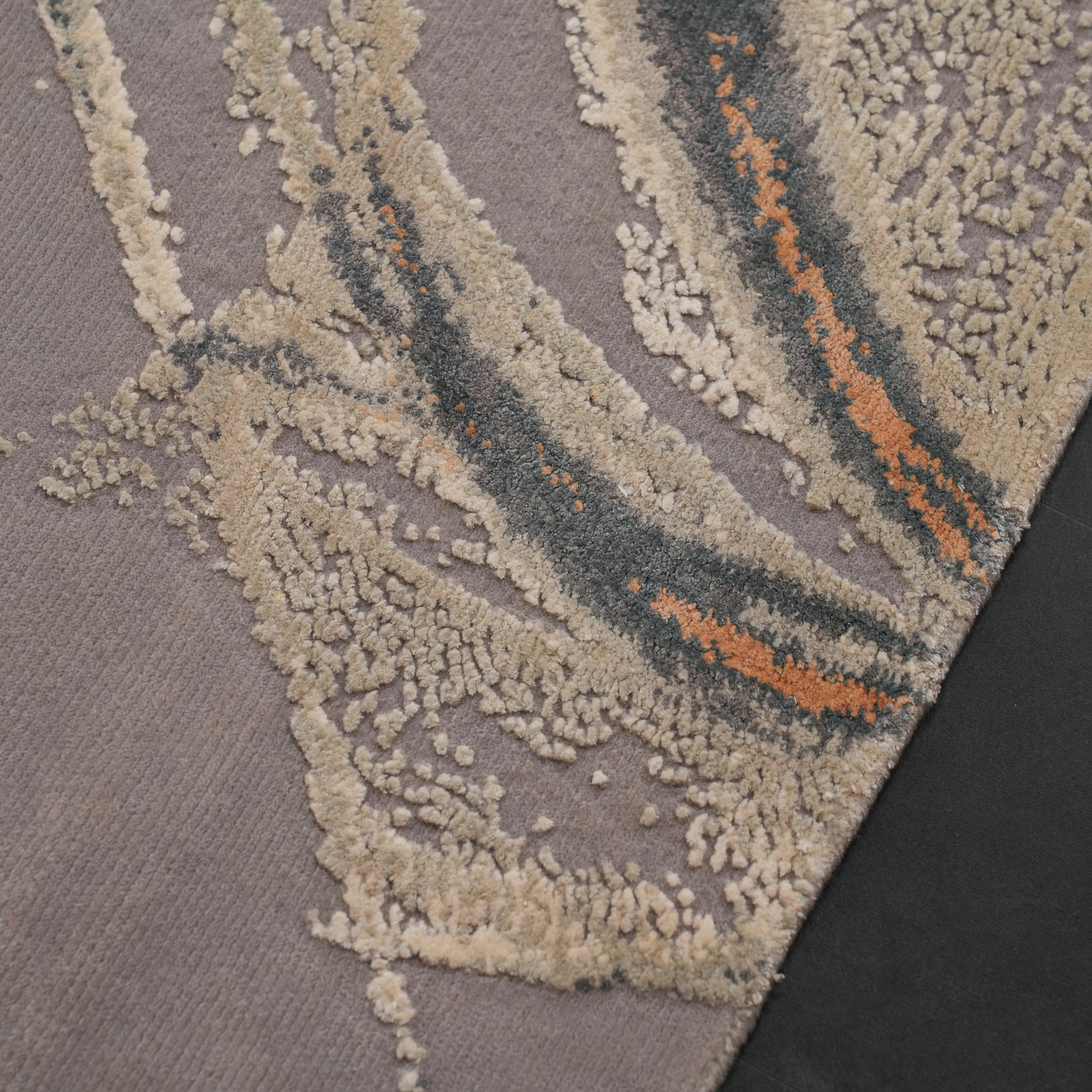 Maison Serisi El Dokuma Soyut Desenli Gri Yün Halı