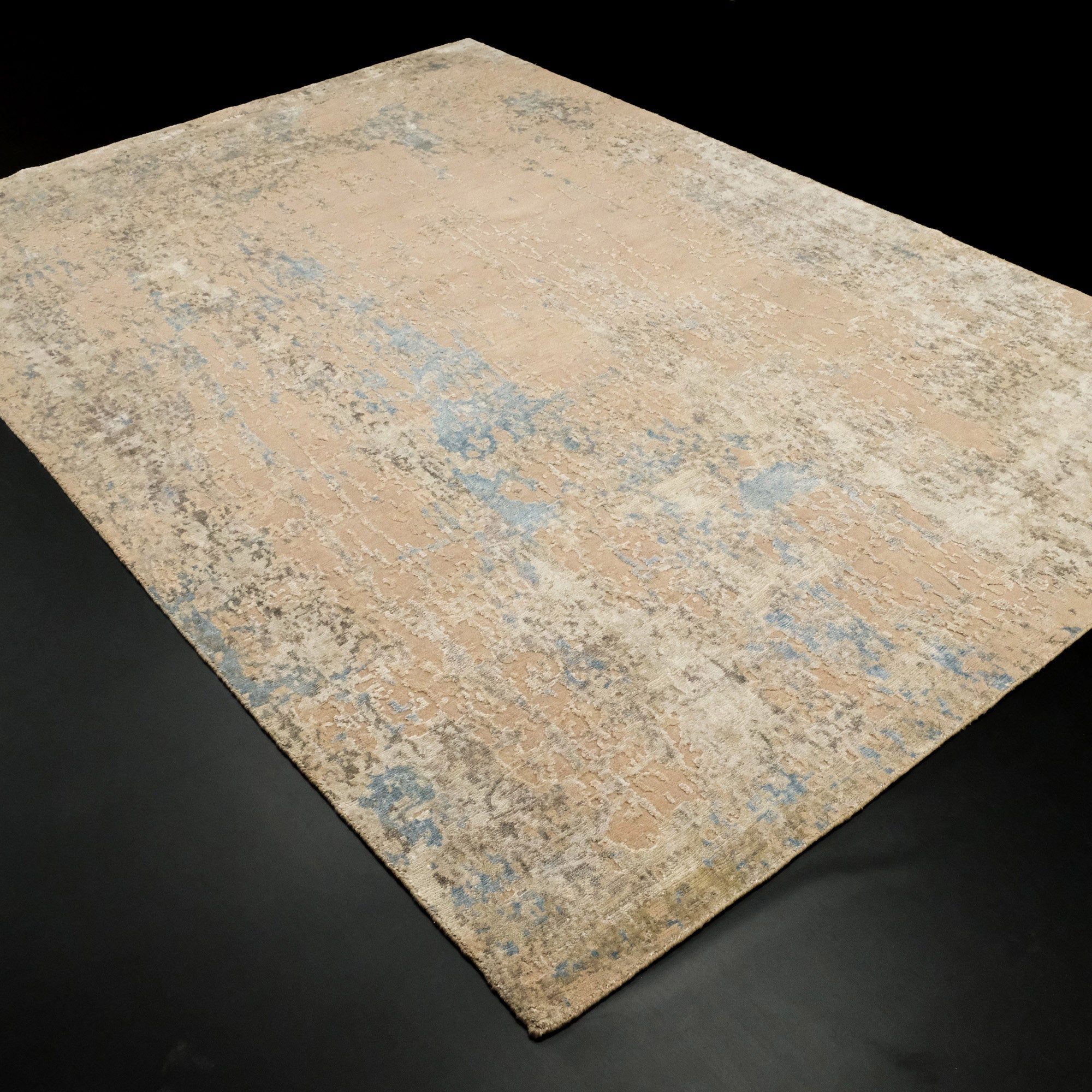 Hand Woven Abstract Patterned Cream Carpet