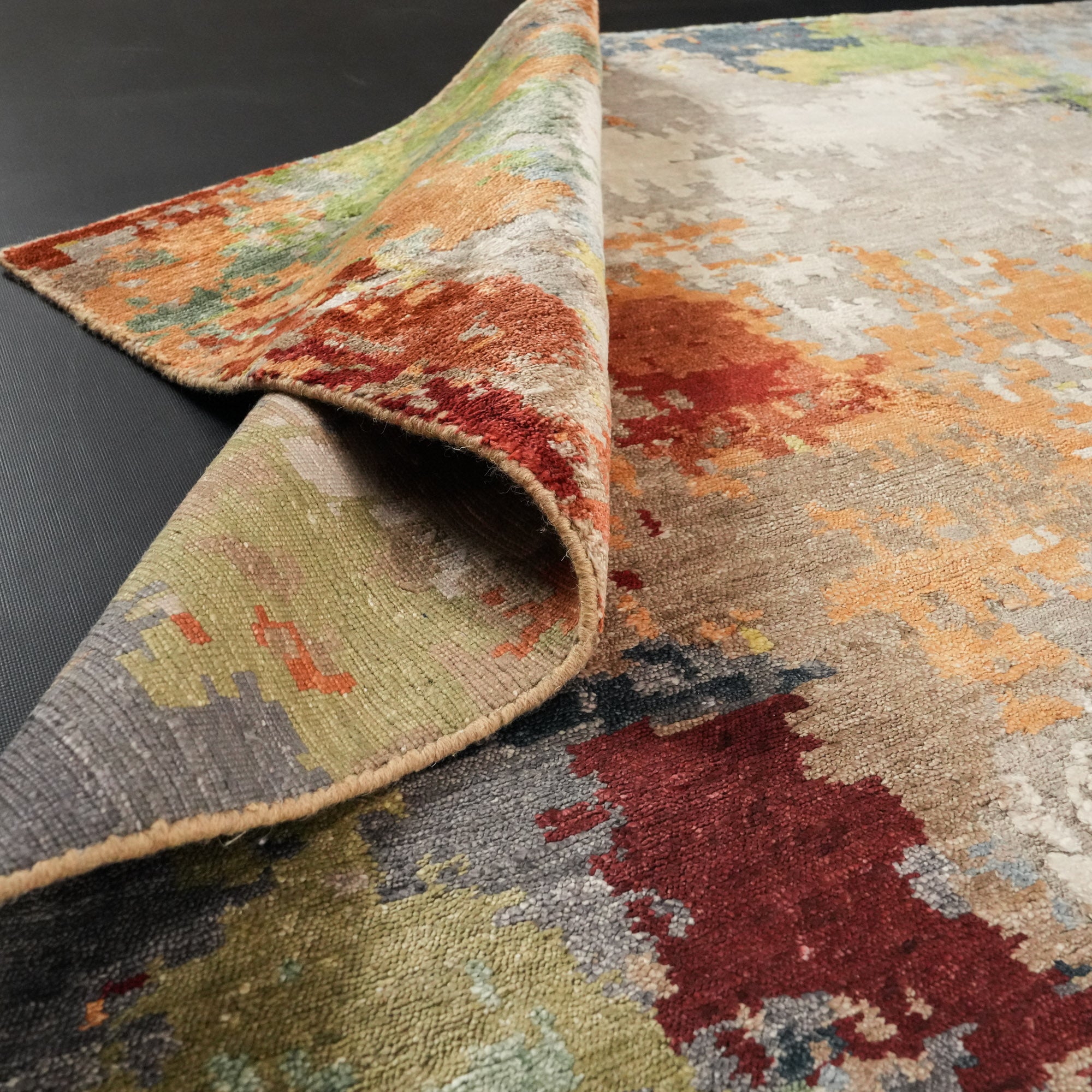 Maison Series Hand-Woven Abstract Patterned Colorful Carpet