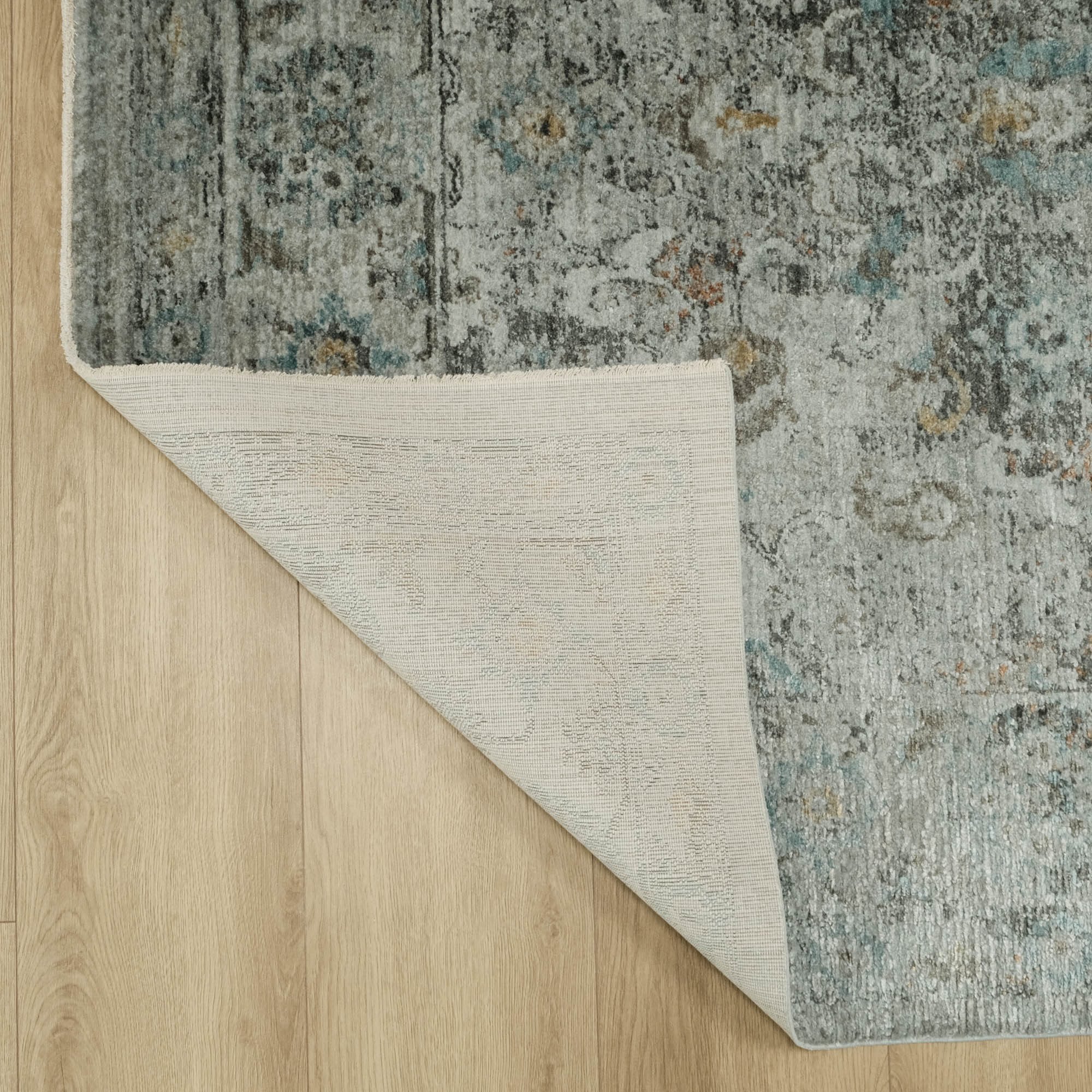 Vintage Design Machine Woven Carpet