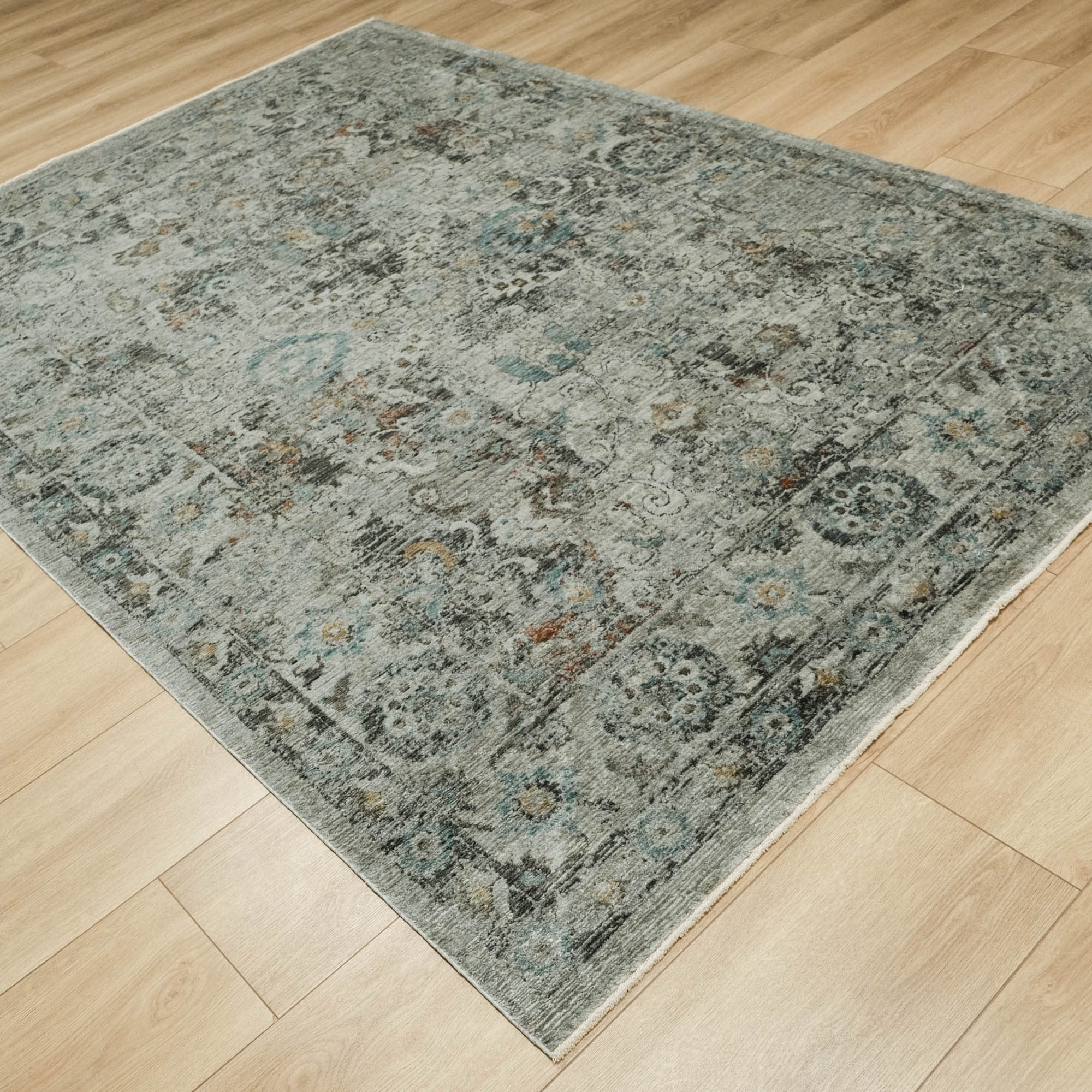 Vintage Design Machine Woven Carpet