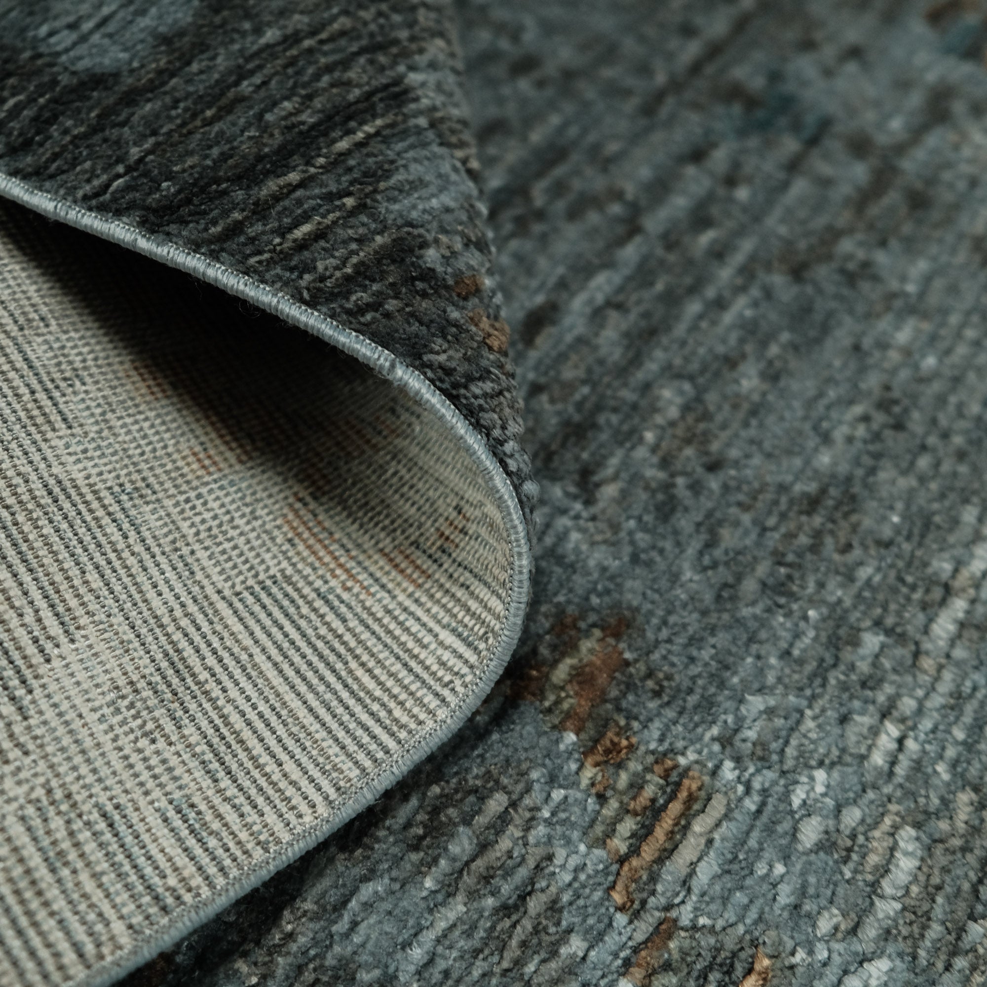 Makine Dokuma Vintage Desenli Antrasit Sentetik Halı