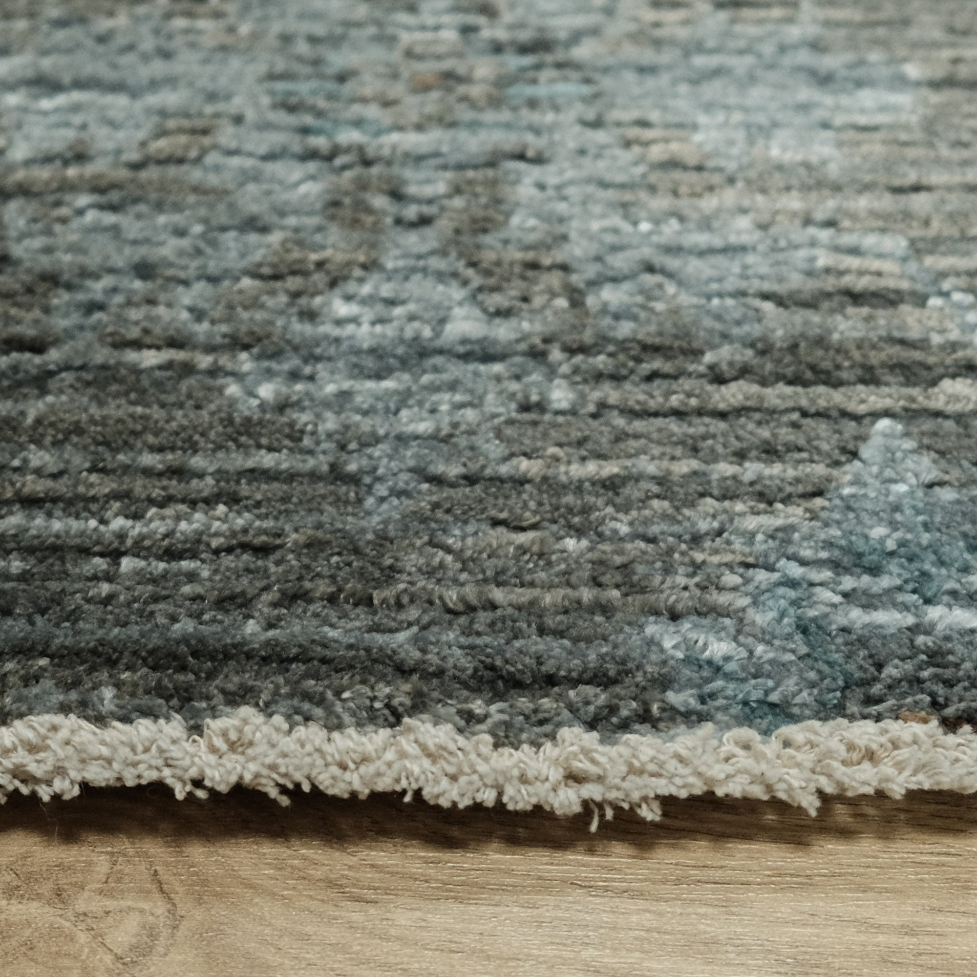 Makine Dokuma Vintage Desenli Antrasit Sentetik Halı