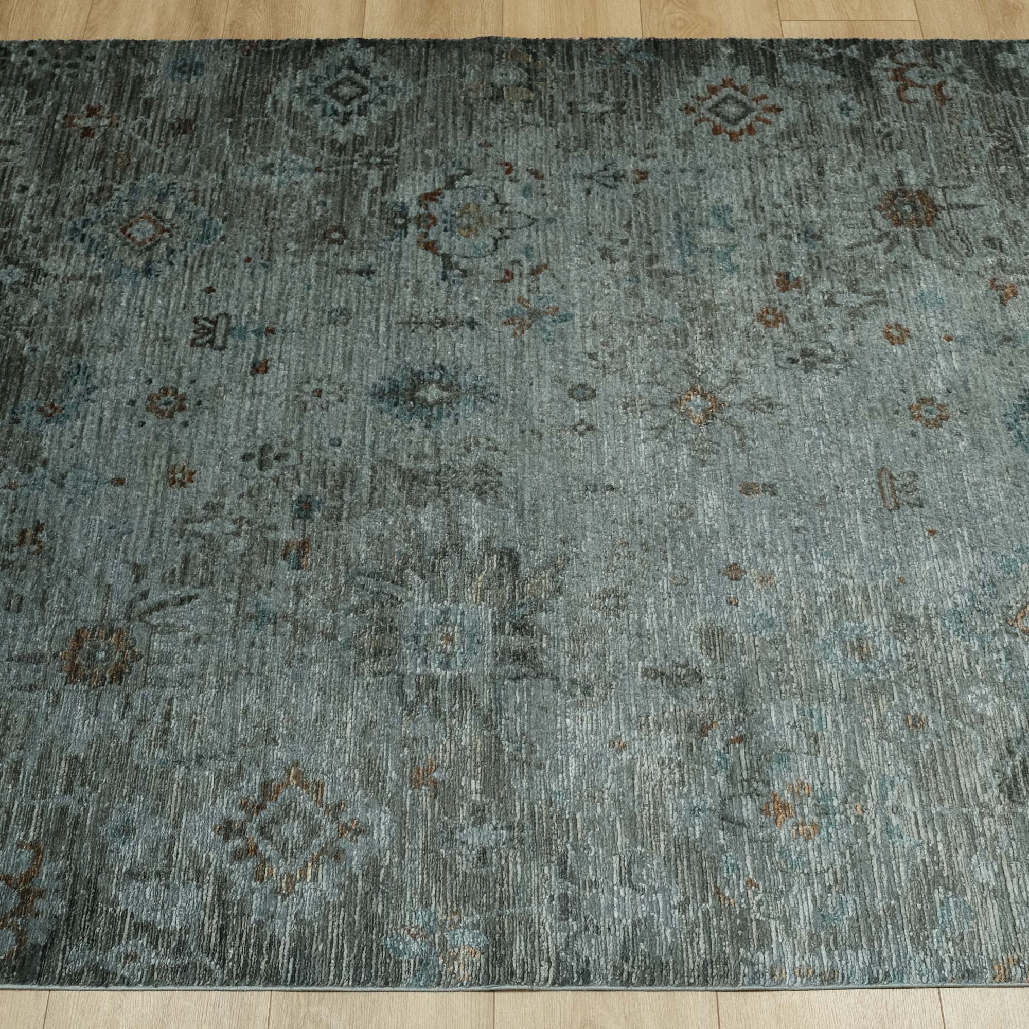 Makine Dokuma Vintage Desenli Antrasit Sentetik Halı